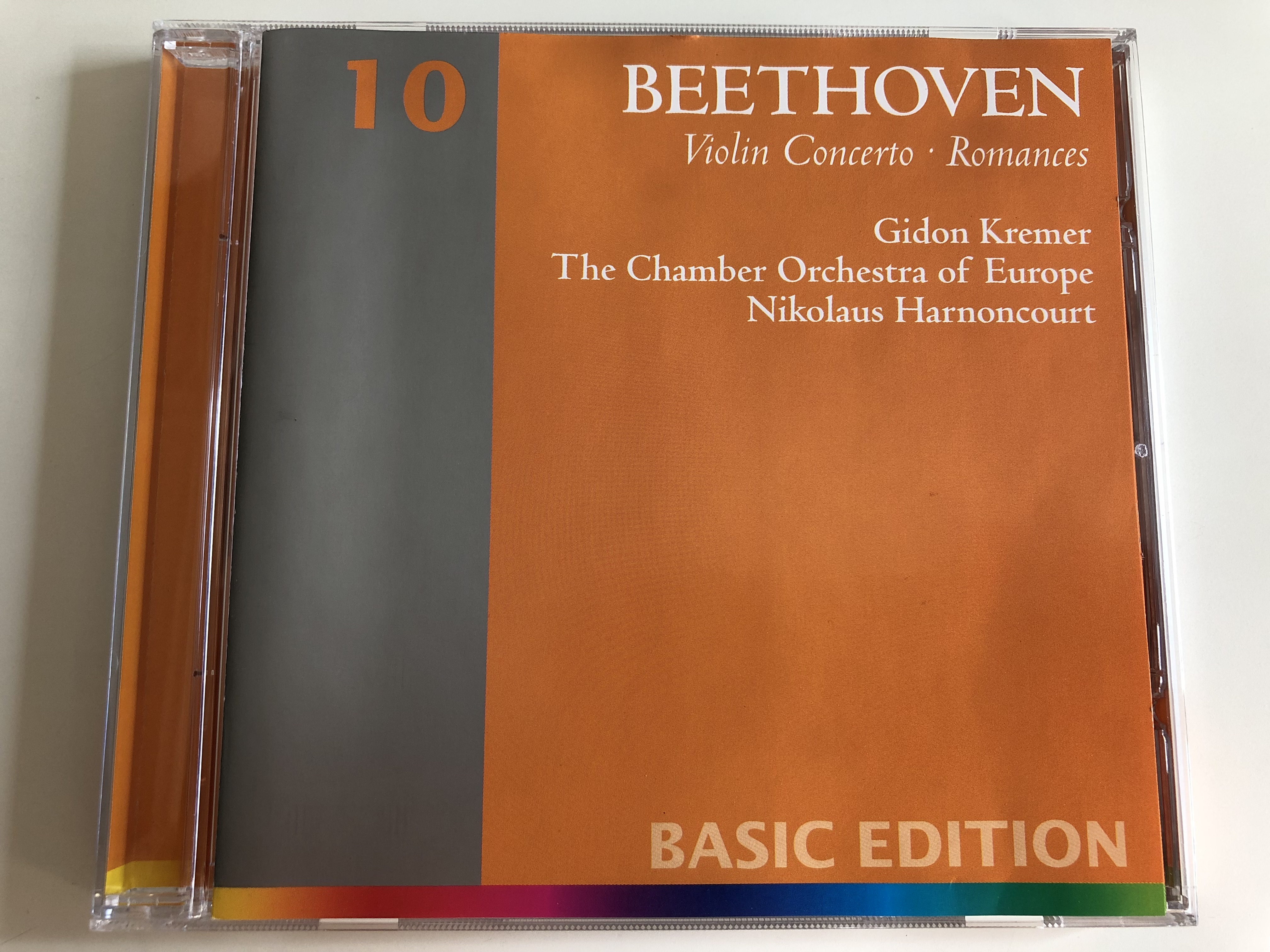 beethoven-violin-concerto-romances-gidon-kremer-the-chamber-orchestra-of-europe-conducted-by-nikolaus-harnoncourt-basic-edition-10-audio-cd-2001-1-.jpg