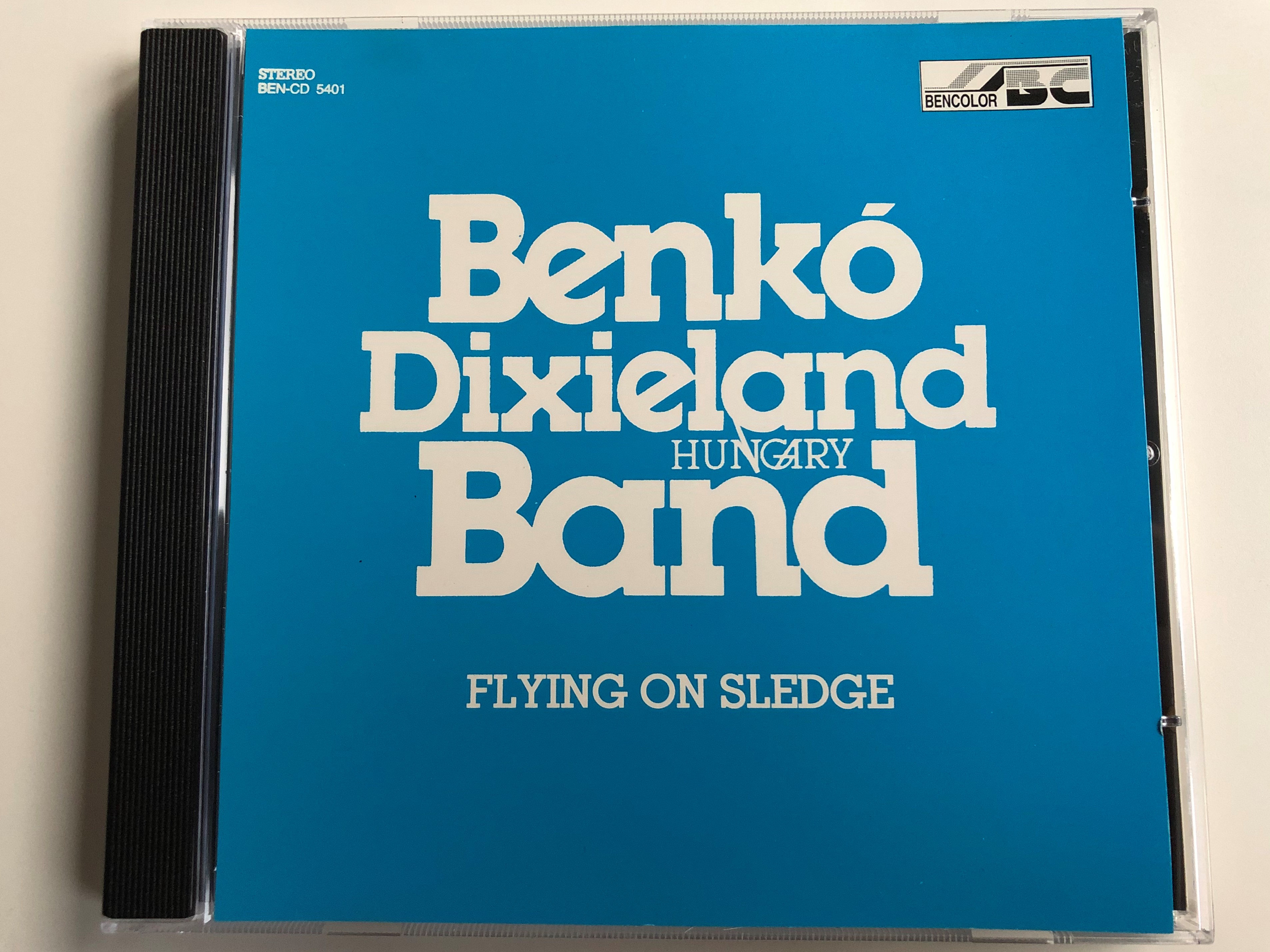benk-dixieland-hungary-band-flying-on-sledge-bencolor-audio-cd-1995-stereo-ben-cd-5401-1-.jpg