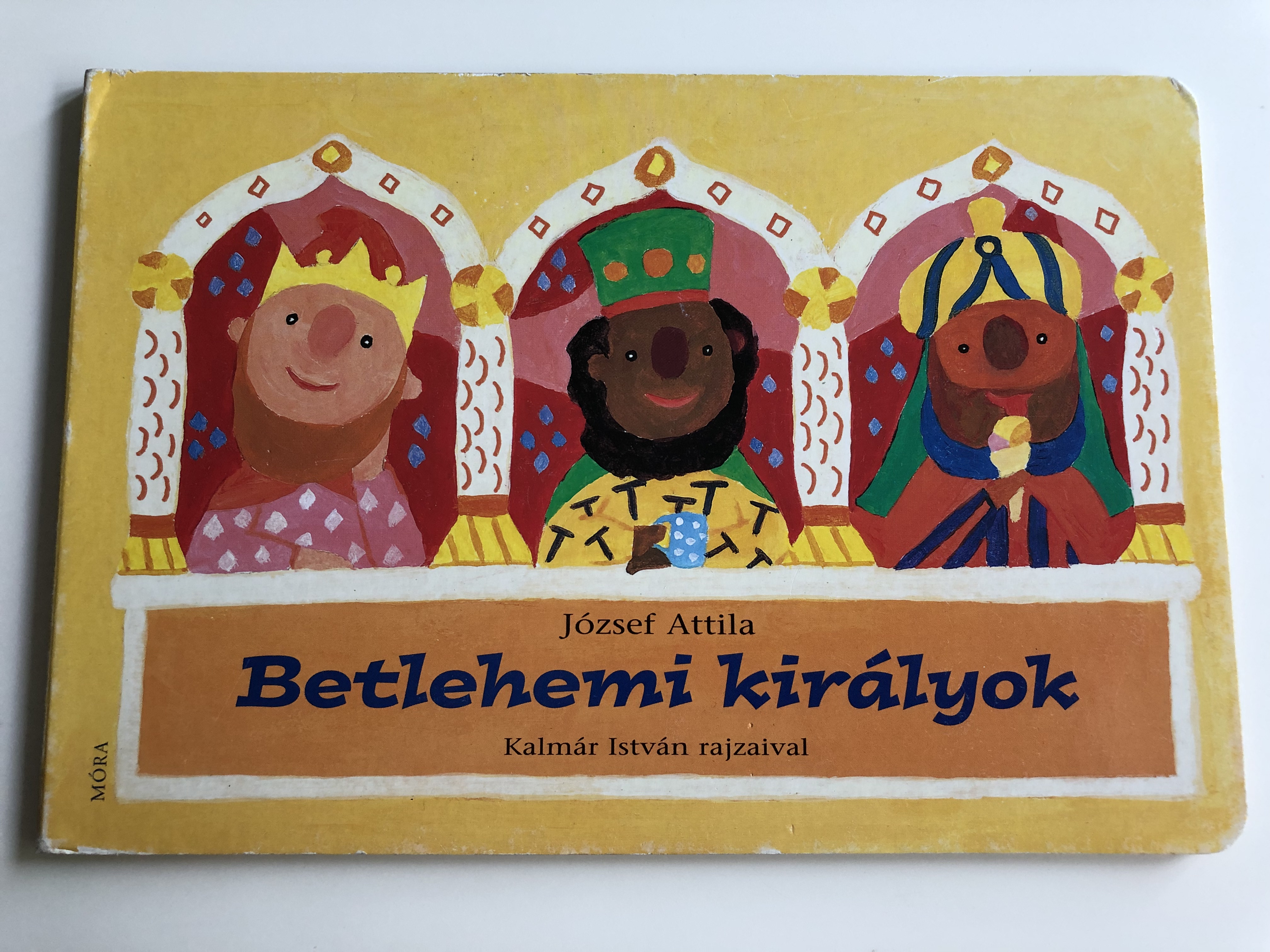 betlehemi-kir-lyok-by-j-zsef-attila-kalm-r-istv-n-the-three-wise-kings-hungarian-board-book-for-children-m-ra-k-nyvkiad-2010-1-.jpg