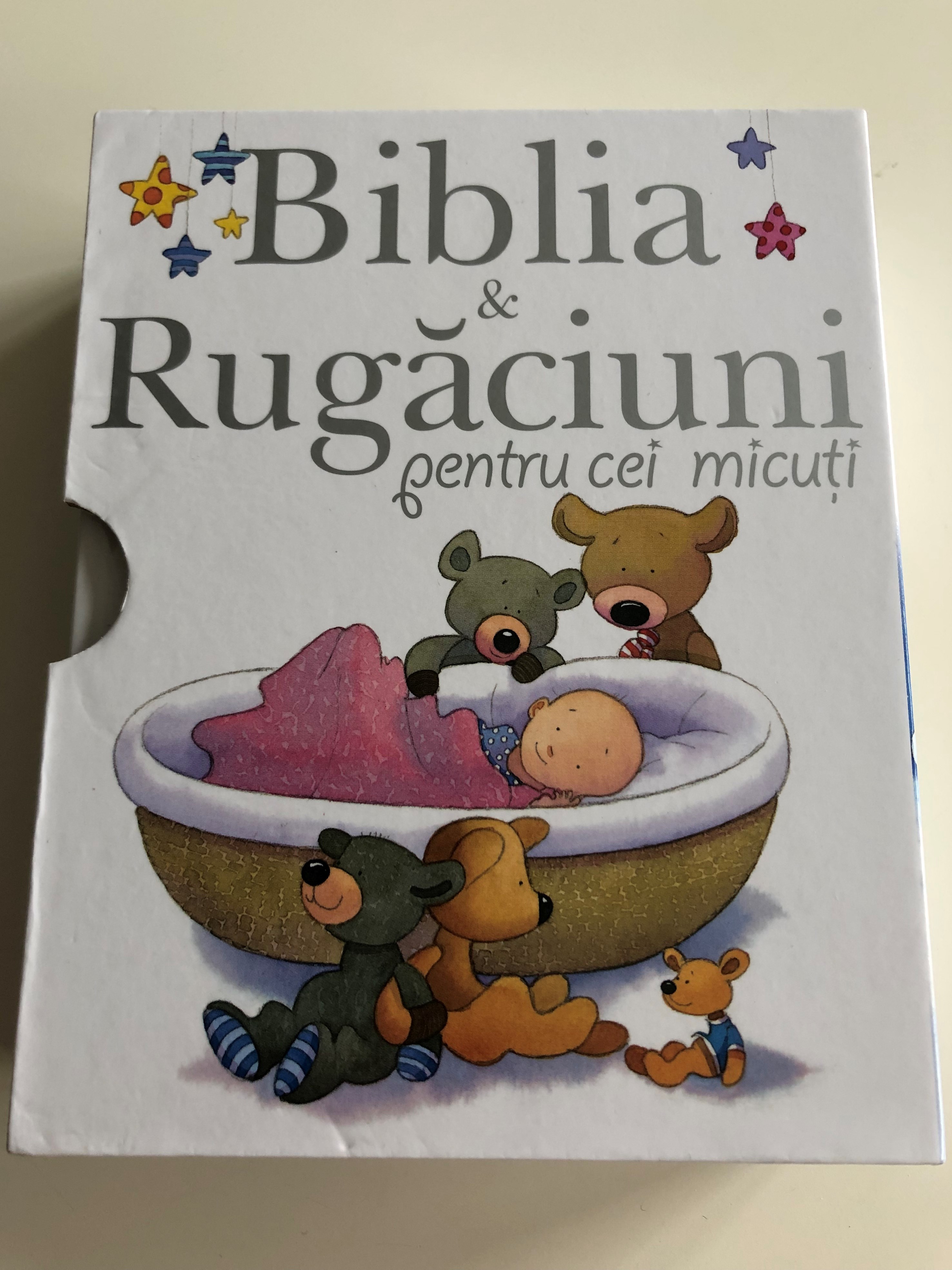 biblia-rug-ciuni-pentru-cei-micuti-by-sarag-toulmin-romanian-translation-of-baby-bible-and-baby-prayers-lion-hudson-comes-in-a-protective-box-baby-bible-for-children-between-1-3-years-illustrations-by-kristina-stephe-1-.jpg