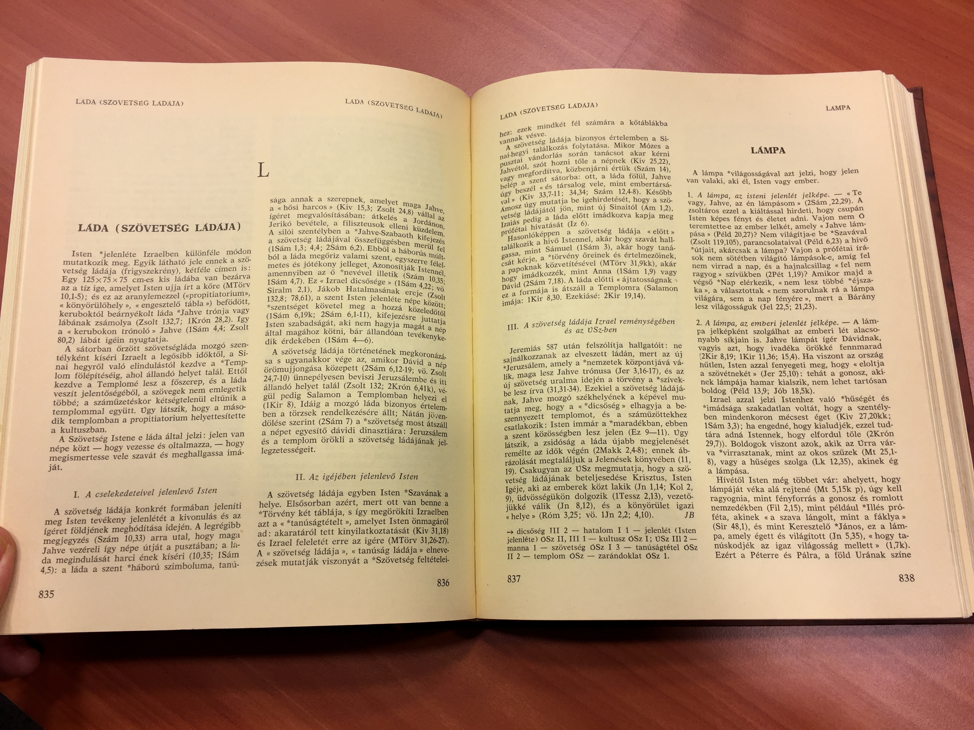 biblikus-teol-giai-sz-t-r-biblical-theology-dictionary-vocabulaire-de-th-ologie-biblique-szent-istv-n-t-rsulat-hardcover-1992-8-.jpg