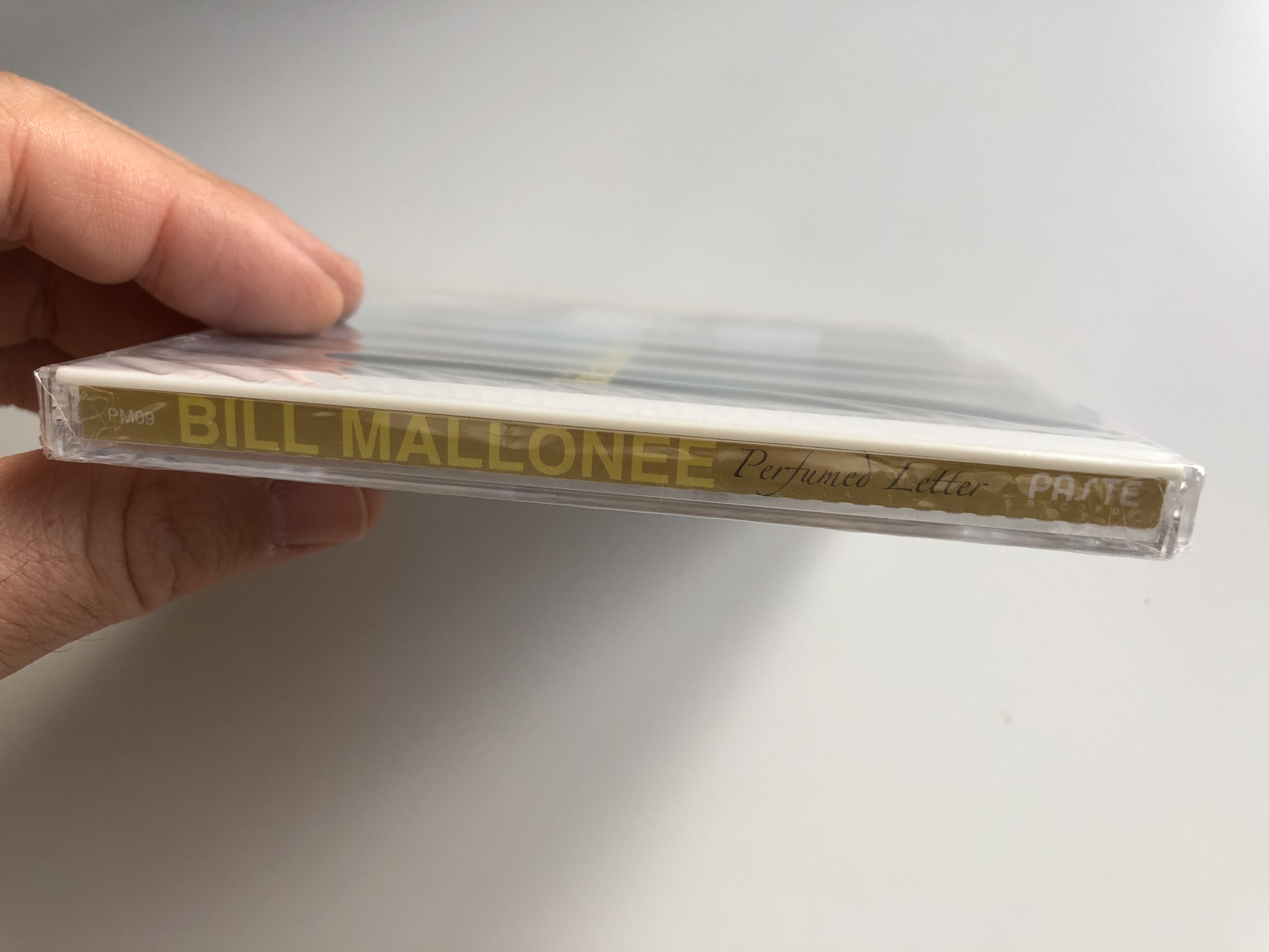 bill-mallonee-perfumed-letter-paste-music-audio-cd-2003-pm09-3-.jpg