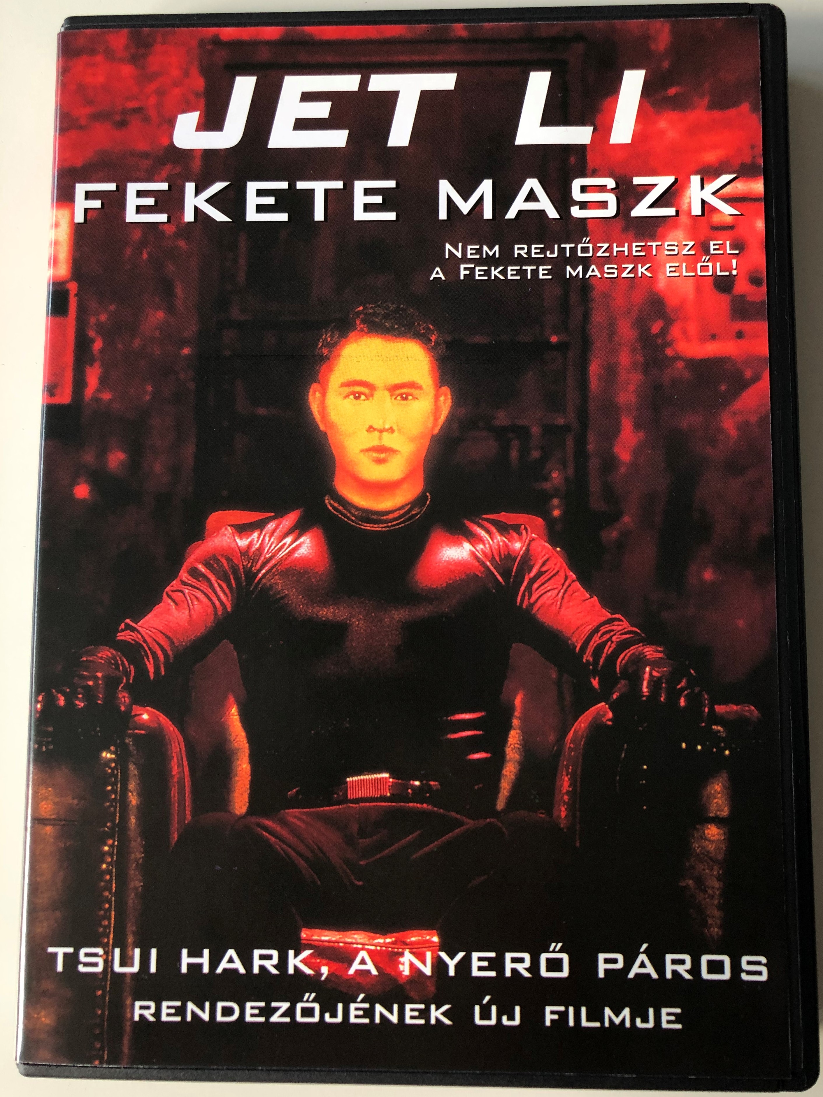 Black Mask DVD 1996 Fekete Maszk (黑俠) / Directed by Daniel Lee / Starring:  Jet Li, Lau Ching-wan, Karen Mok, Françoise Yip / DVD10 double sided disc -  bibleinmylanguage