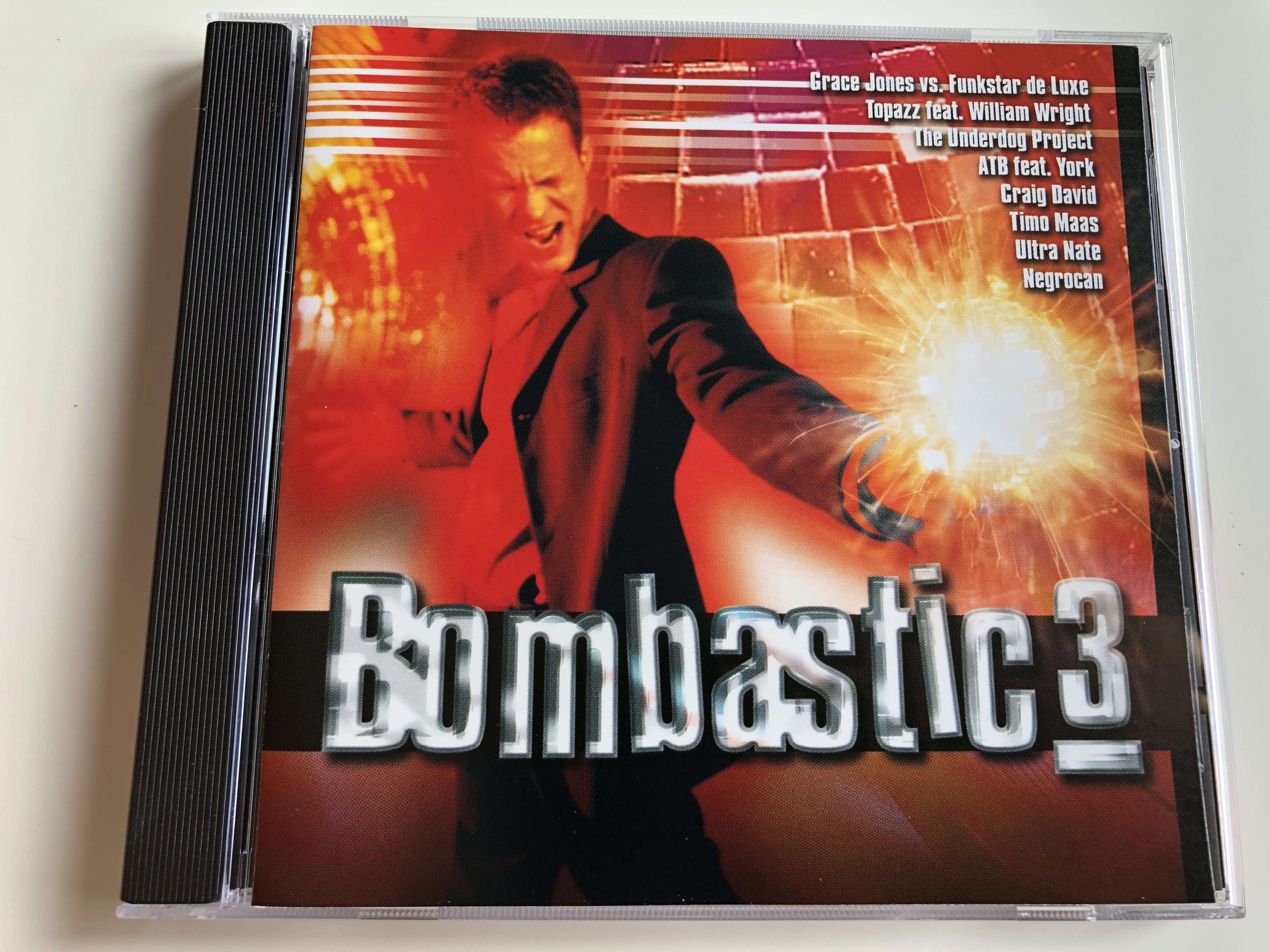 bombastic-3img-2150.jpg