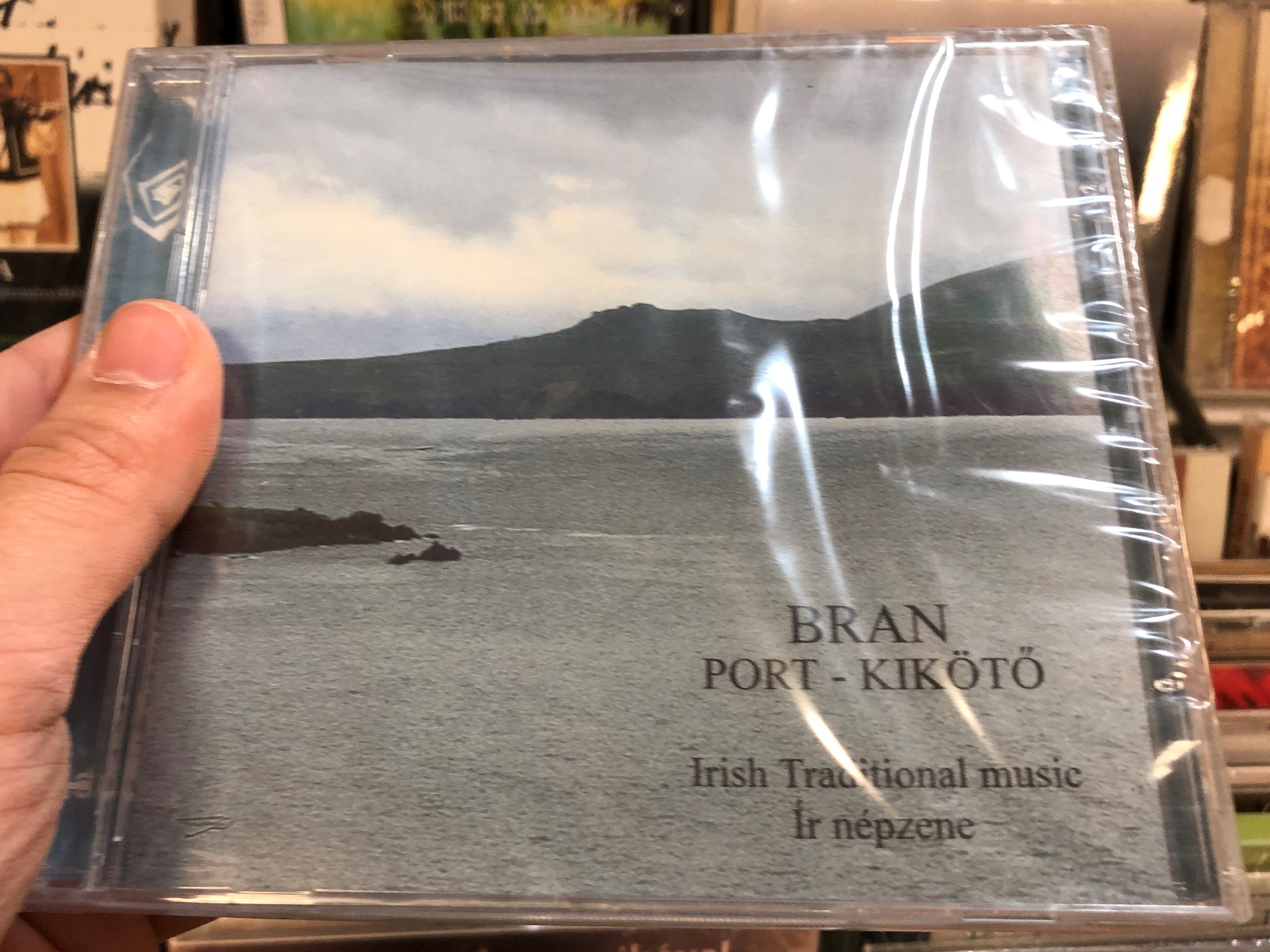 bran-port-kik-t-irish-traditional-music-ir-nepzene-fon-records-audio-cd-1996-fa-016-2-1-.jpg