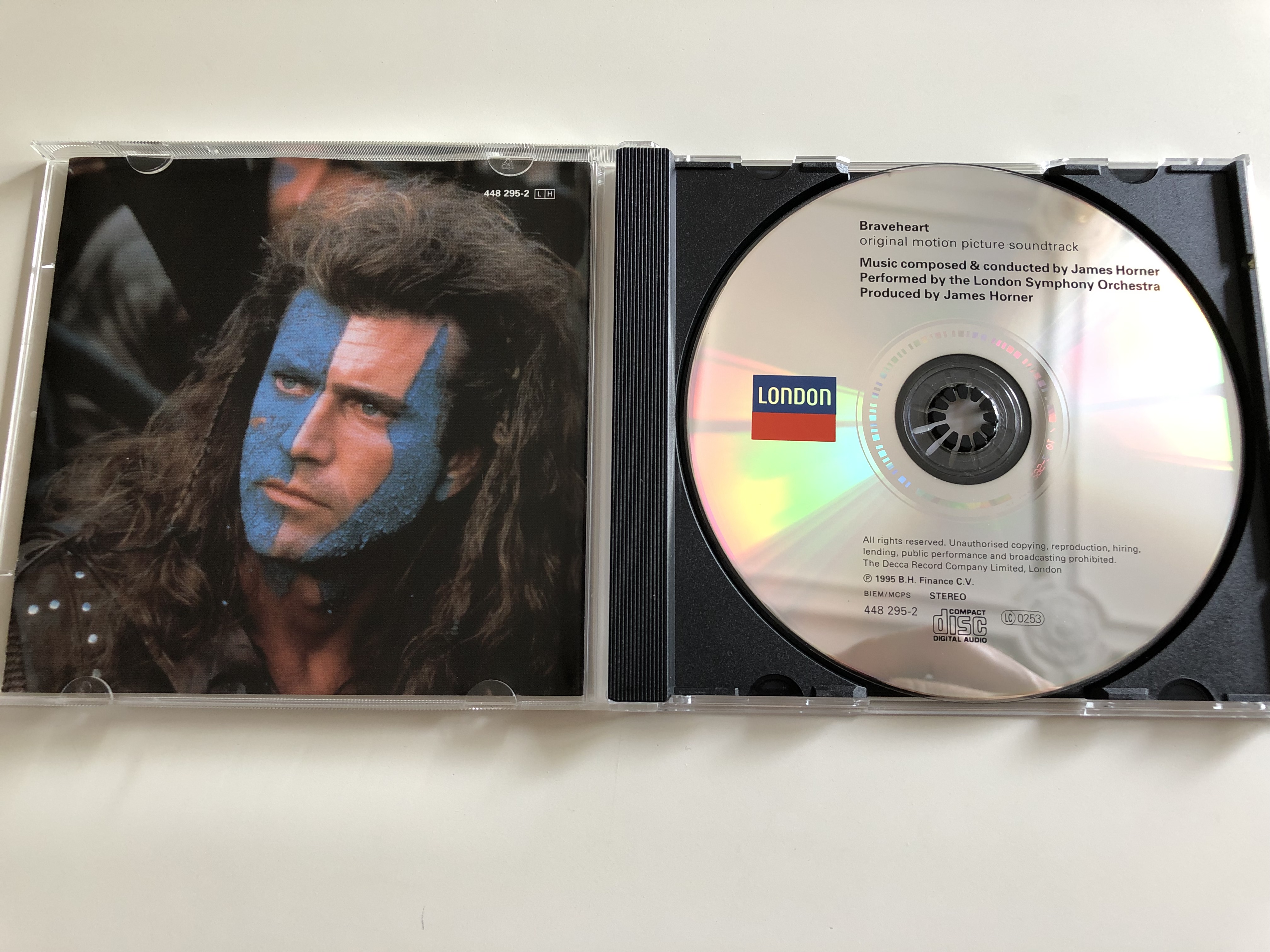 braveheart-original-motion-picture-soundtrack-music-composed-and-conducted-by-james-horner-london-symphony-orchestra-audio-cd-1995-4-.jpg