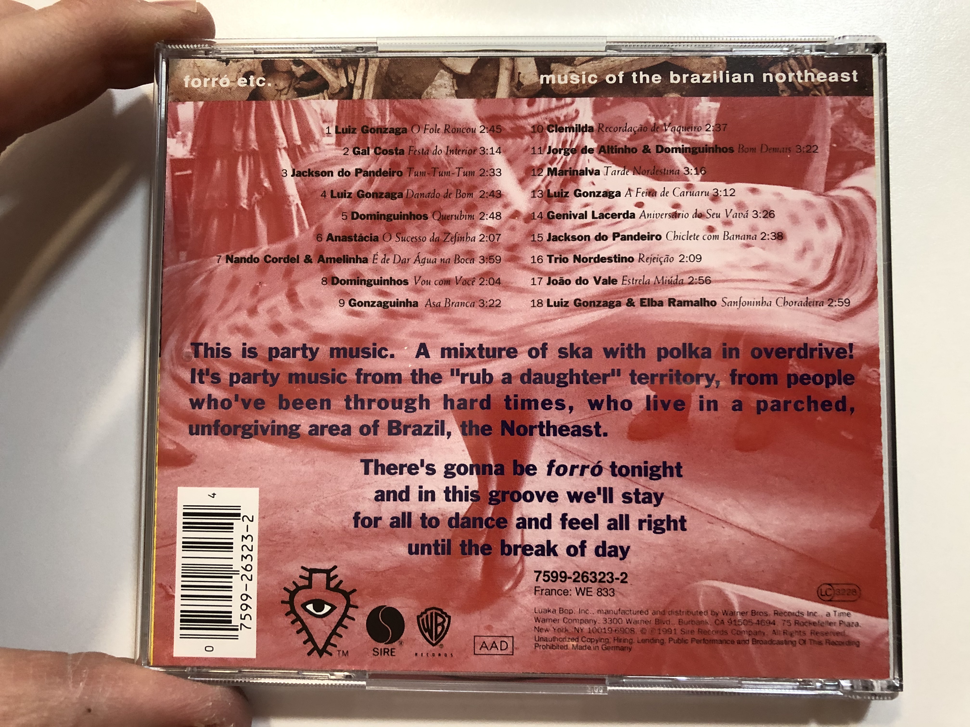 brazil-classics-3-forr-etc.-compiled-by-david-byrne-luaka-bop-audio-cd-1991-7599-26323-2-2-.jpg