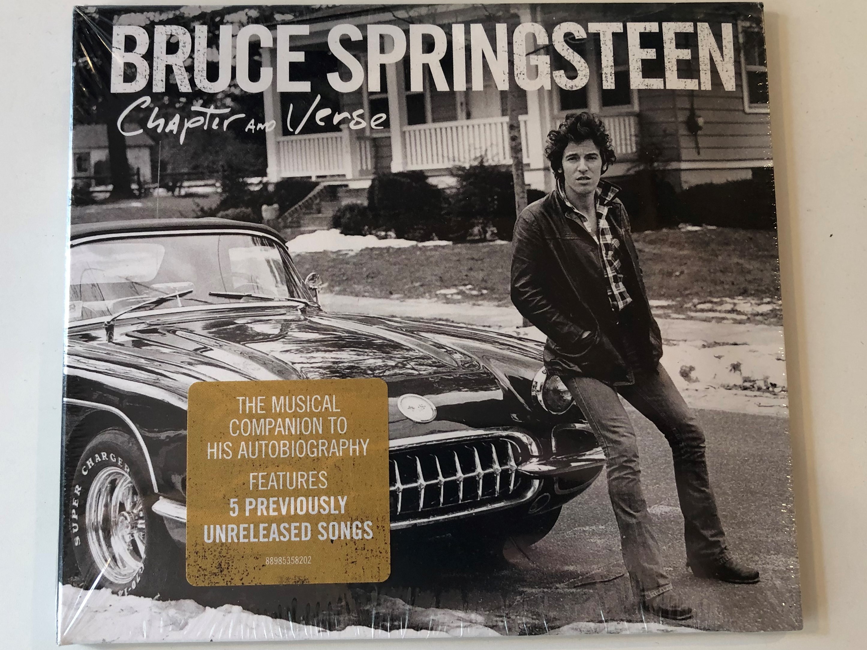bruce-springsteen-chapter-and-verse-the-musical-companion-to-his-autobiography-features-5-previously-unrealeased-songs-columbia-audio-cd-2016-88985358202-1-.jpg