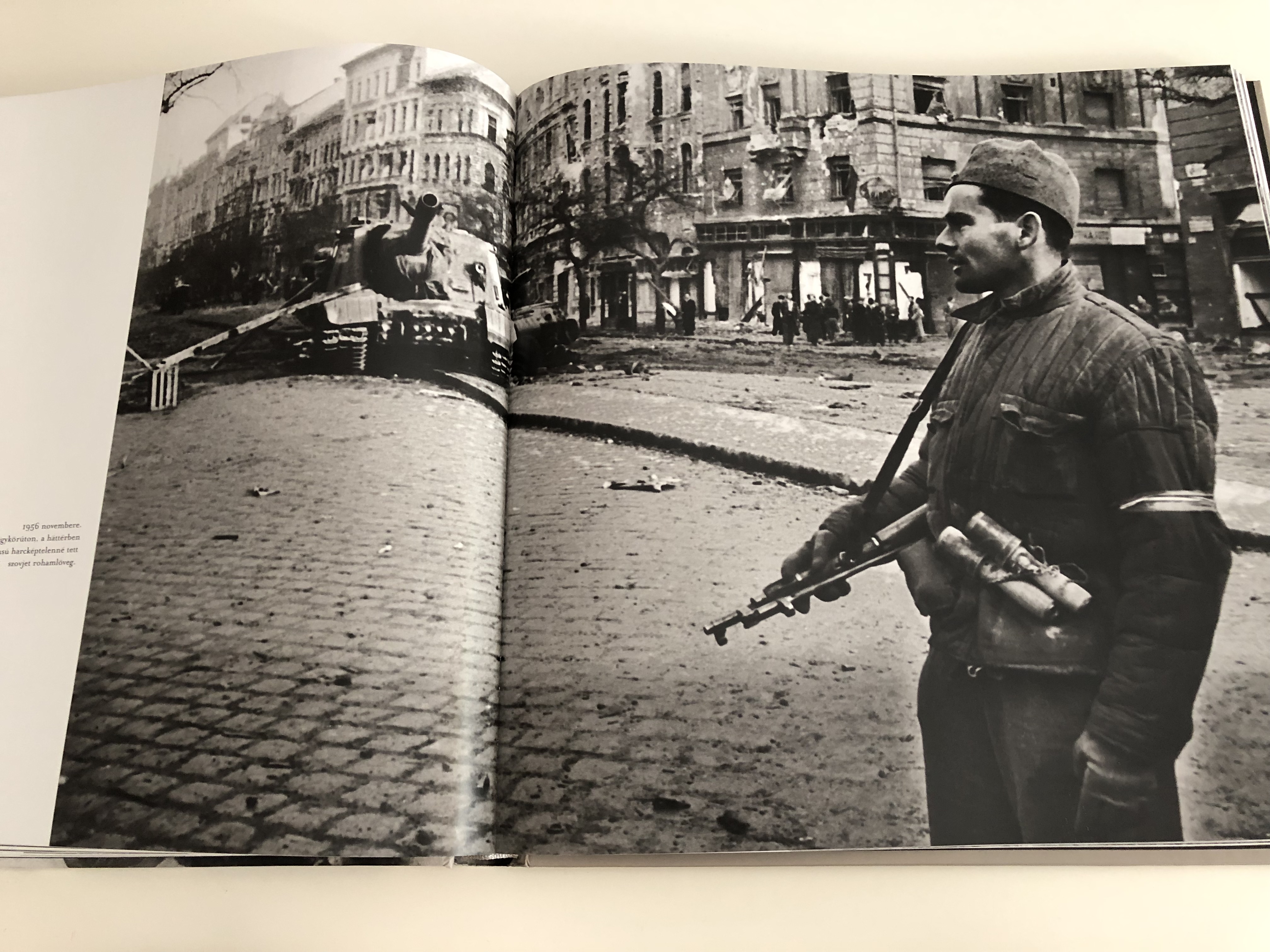 budapest-1956-a-forradalom-the-revolution-erich-lessing-fotogr-fi-i-photos-and-documents-from-the-hungarian-revolution-erich-lessing-fejt-ferenc-konr-d-gy-rgy-nicolas-bauquet-1956-os-int-zet-budapest-hardcover-200-4718638-.jpg