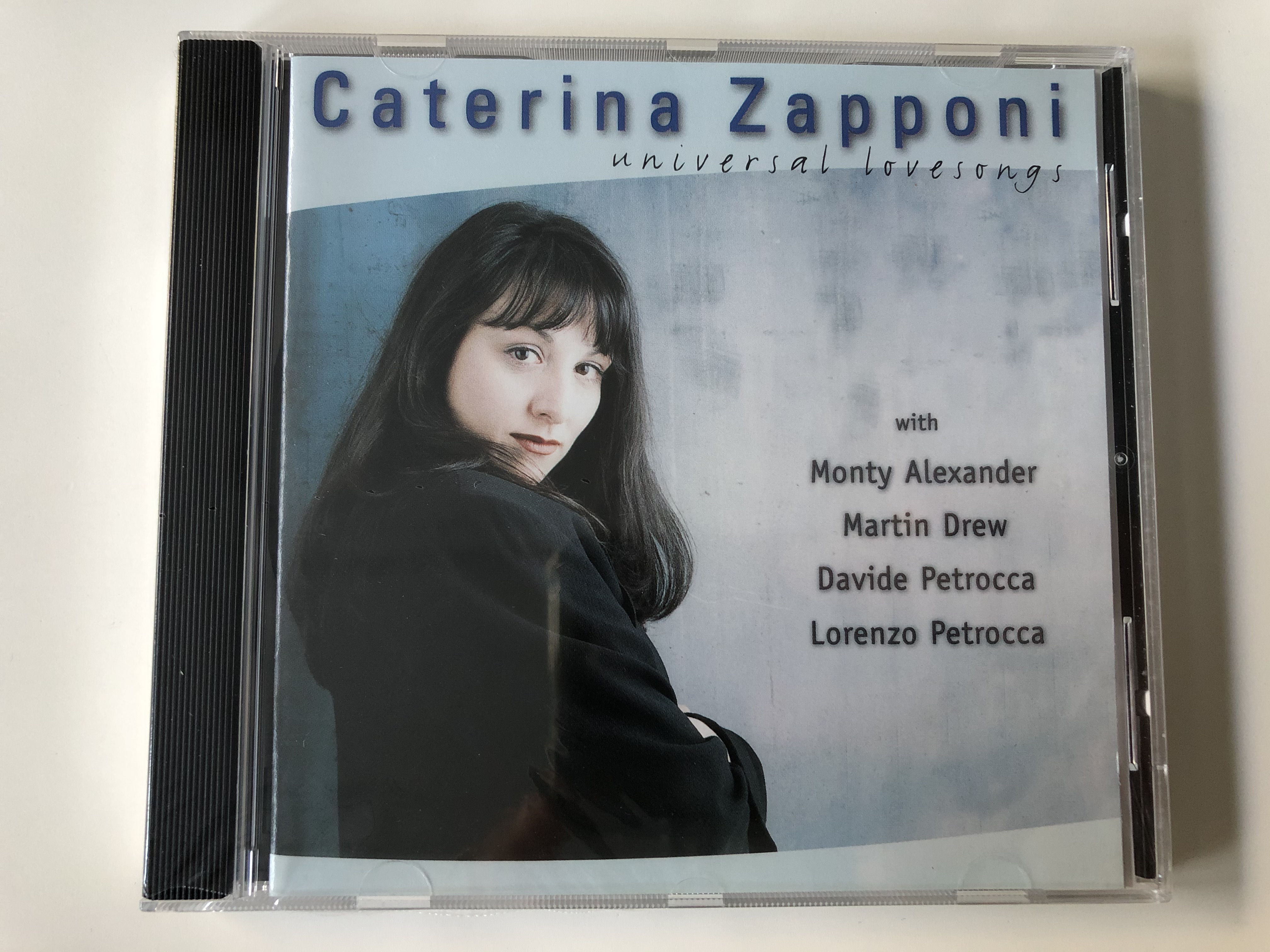 caterina-zapponi-universal-love-songs-with-monty-alexander-martin-drew-davide-petrocca-lorenzo-petrocca-inak-audio-cd-2000-inak-9062-cd-1-.jpg