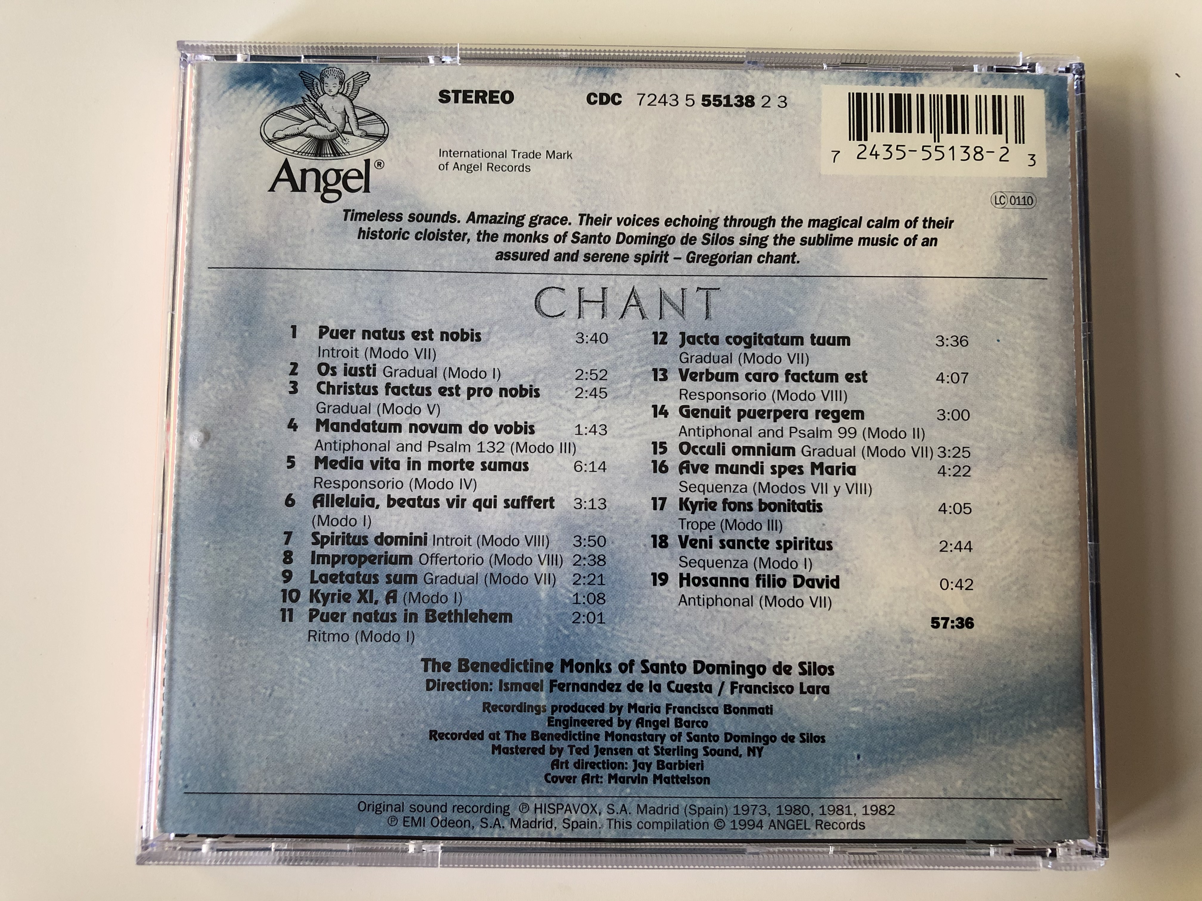 chant-the-benedictine-monks-of-santo-domingo-de-silos-angel-records-audio-cd-1993-stereo-cdc-7243-5-55138-2-3-5-.jpg