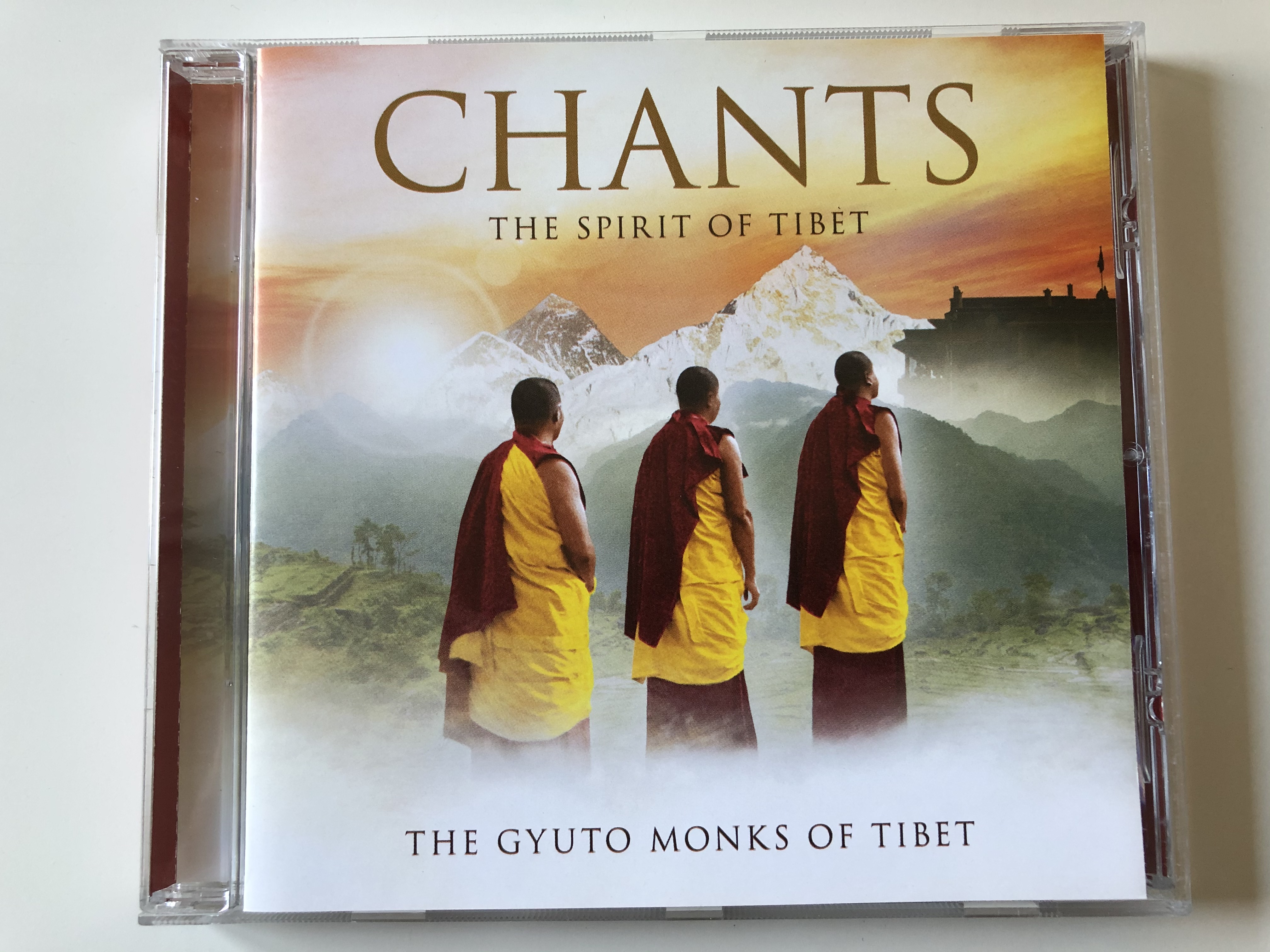 chants-the-spirit-of-tibet-the-gyuto-monks-of-tibet-decca-audio-cd-2013-3744530-1-.jpg