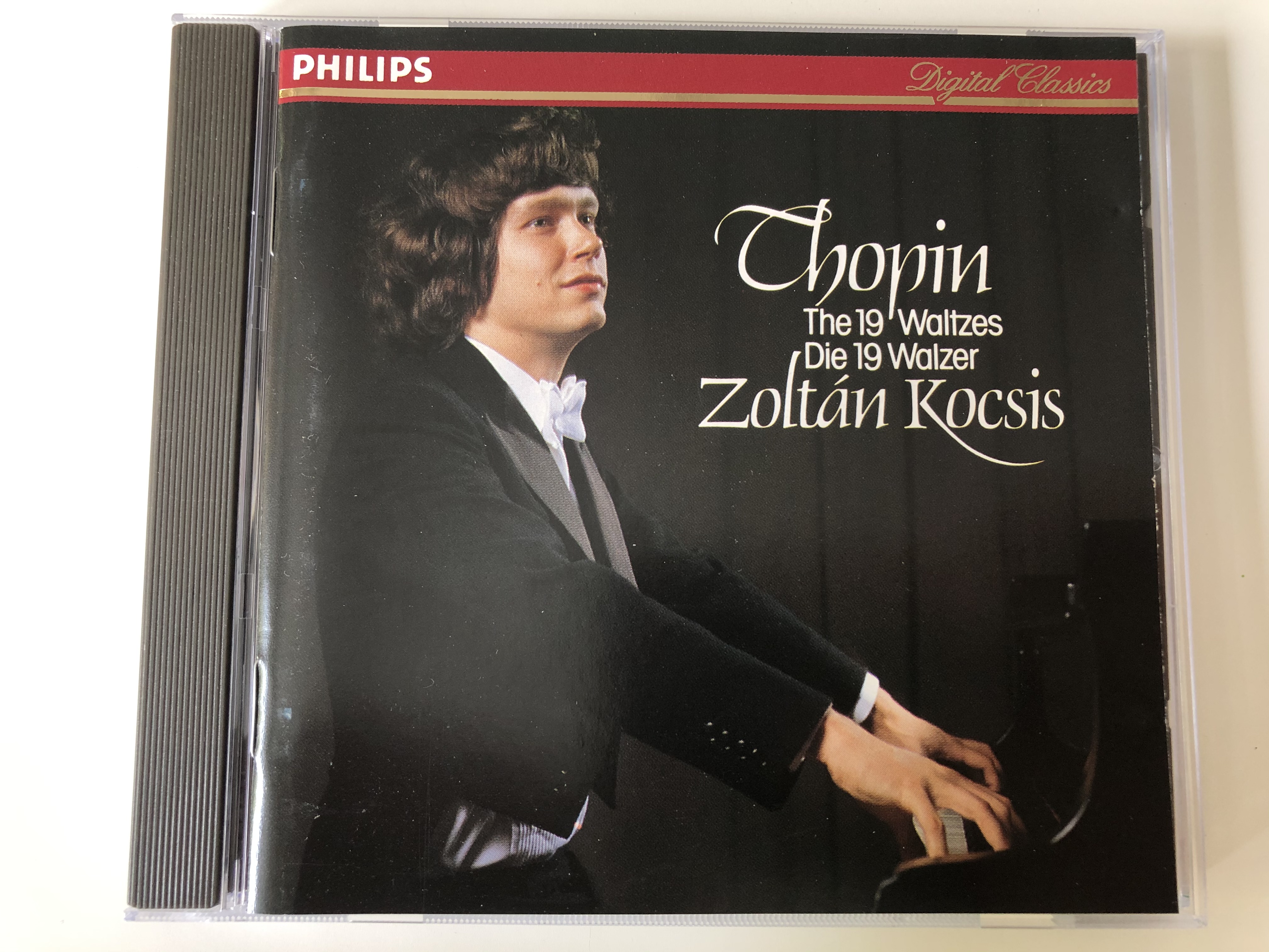 chopin-the-19-waltzes-die-19-walzer-zolt-n-kocsis-philips-digital-classics-audio-cd-1983-412-890-2-1-.jpg