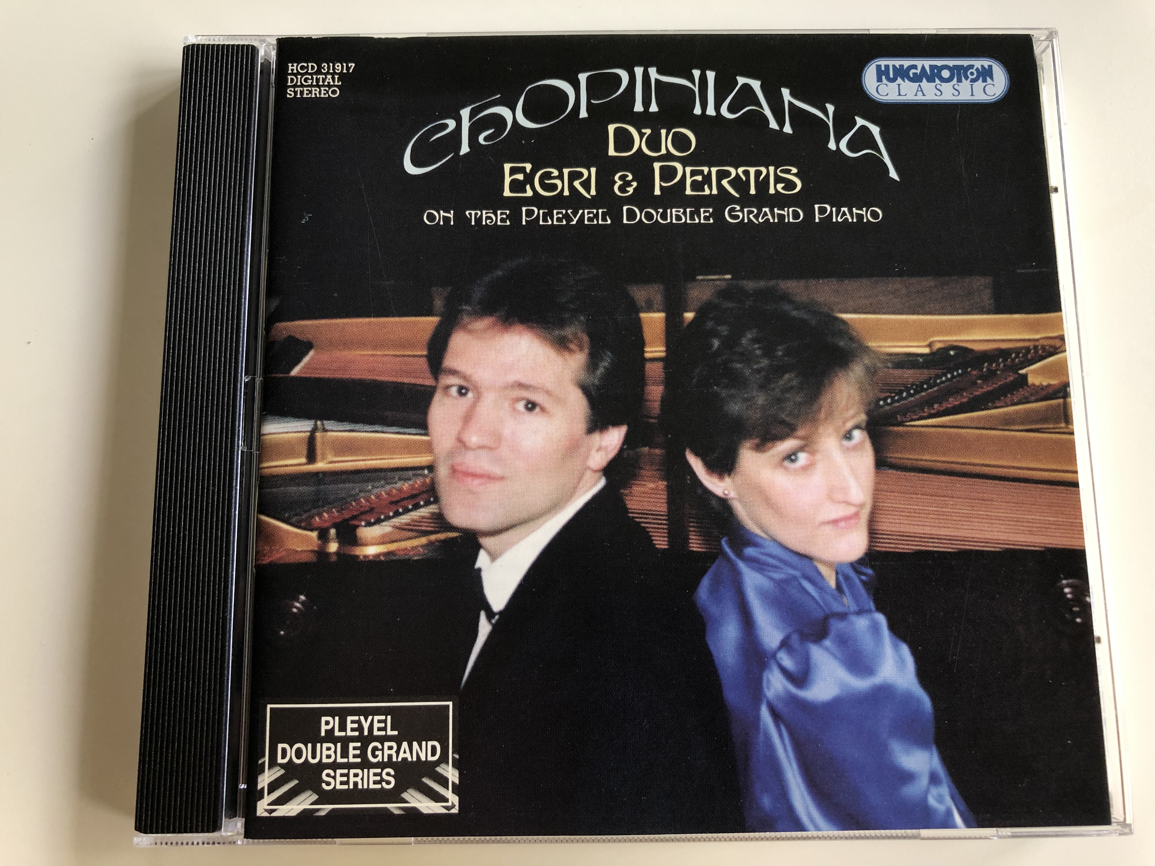 chopiniana-duet-and-duo-works-on-the-pleyel-double-grand-piano-duo-egri-pertis-hungaroton-hcd-31917-audio-cd-2000-1-.jpg