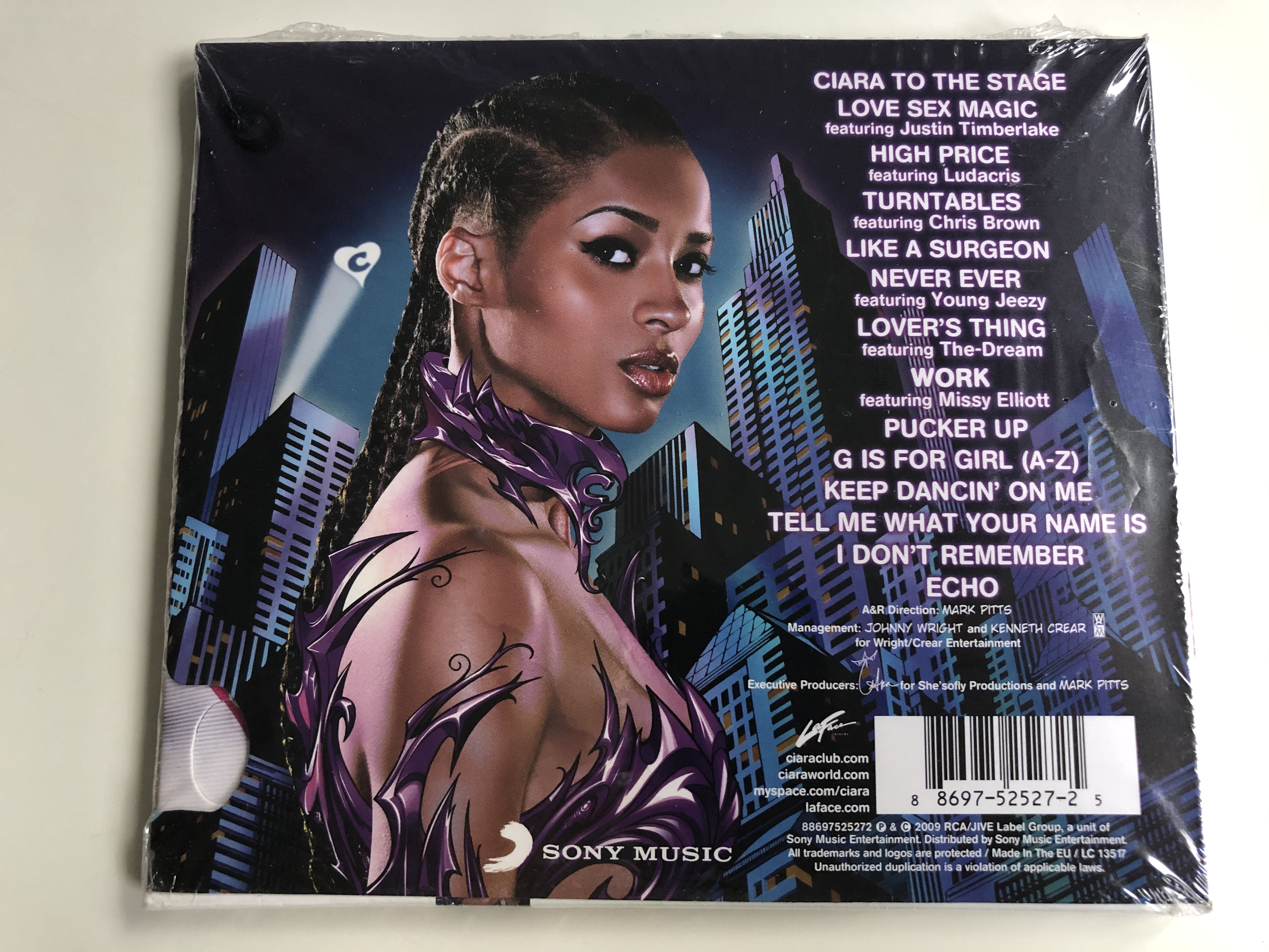ciara-fantasy-ride-sony-music-audio-cd-2009-88697525272-2-.jpg