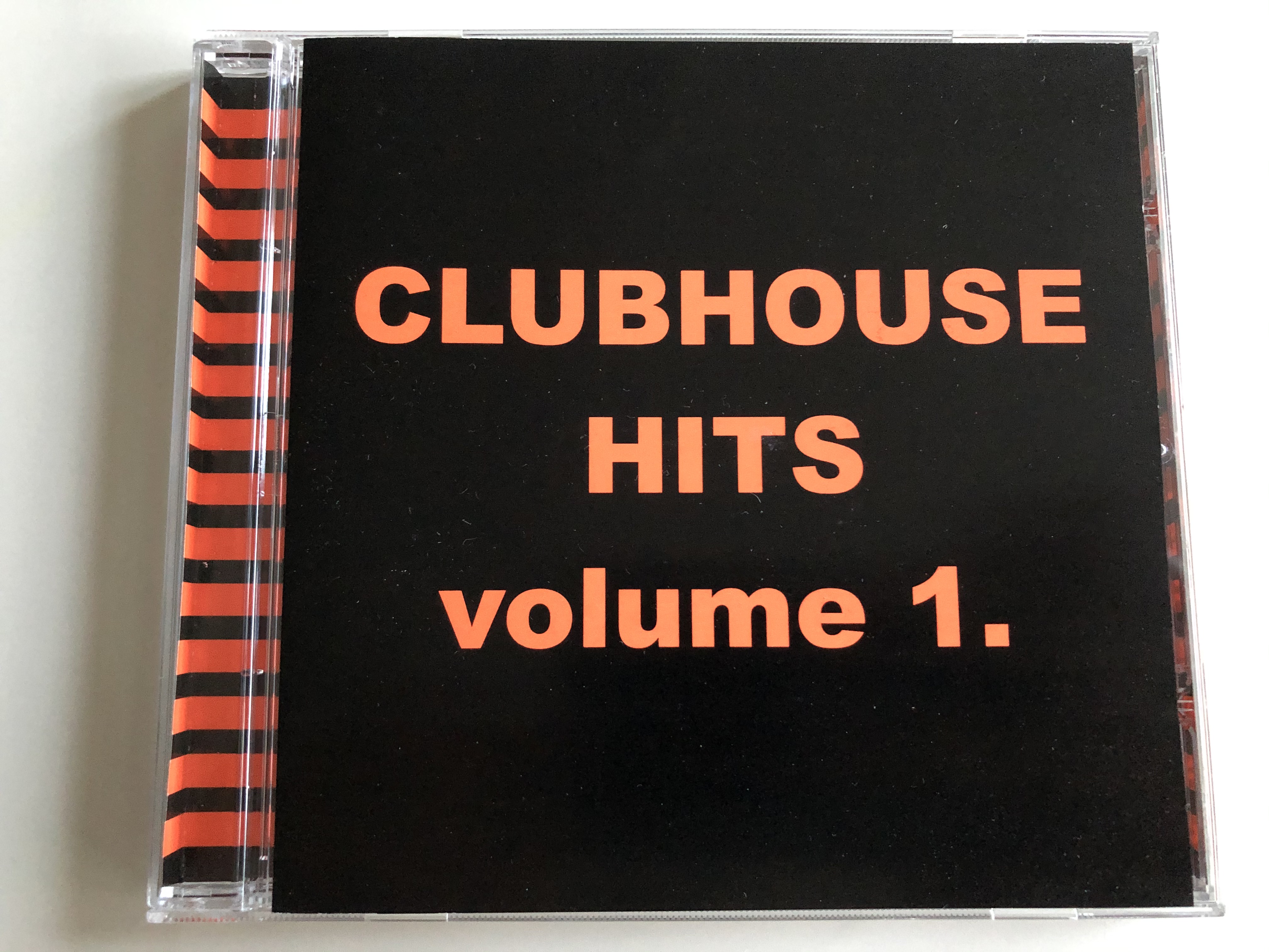 clubhouse-hits-volume-1.-music-empire-audio-cd-1999-068-337-2-1-.jpg