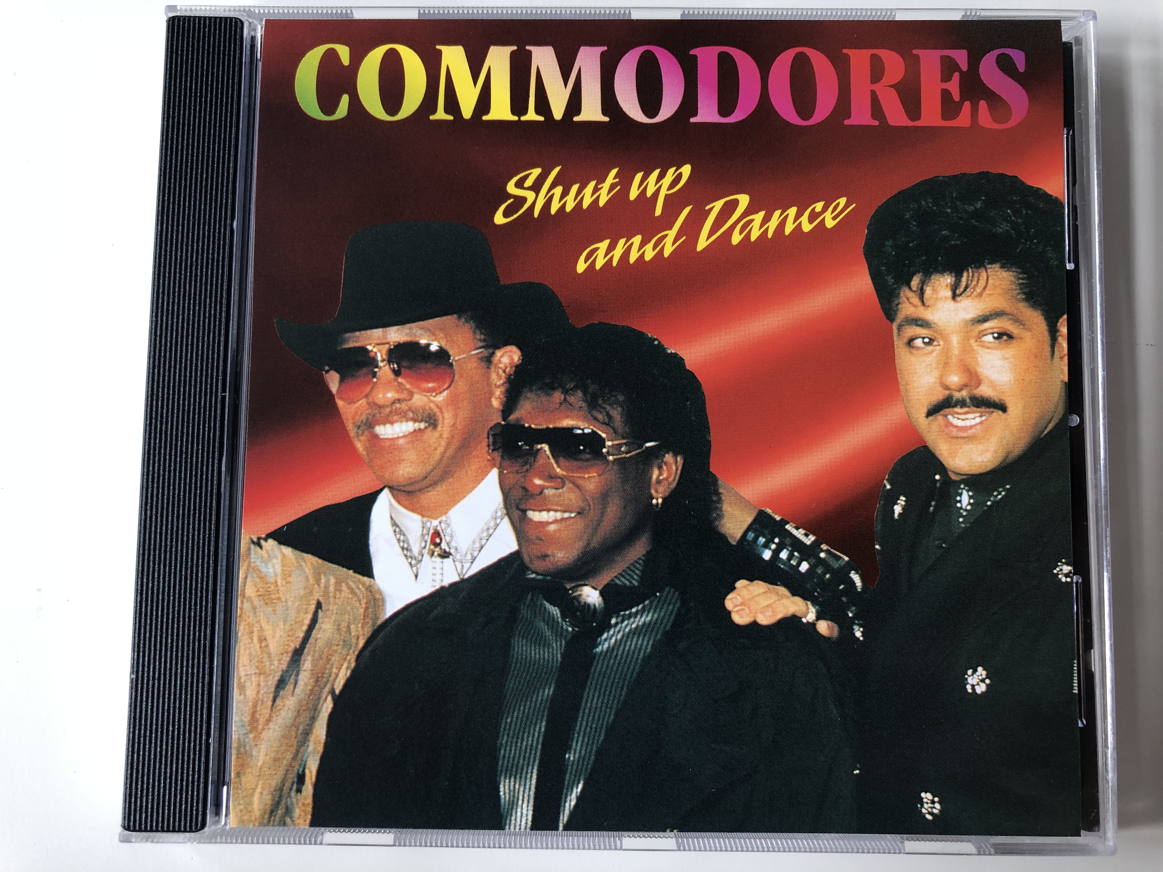 commodores-shut-up-and-dance-acd-audio-cd-stereo-cd-154-1-.jpg
