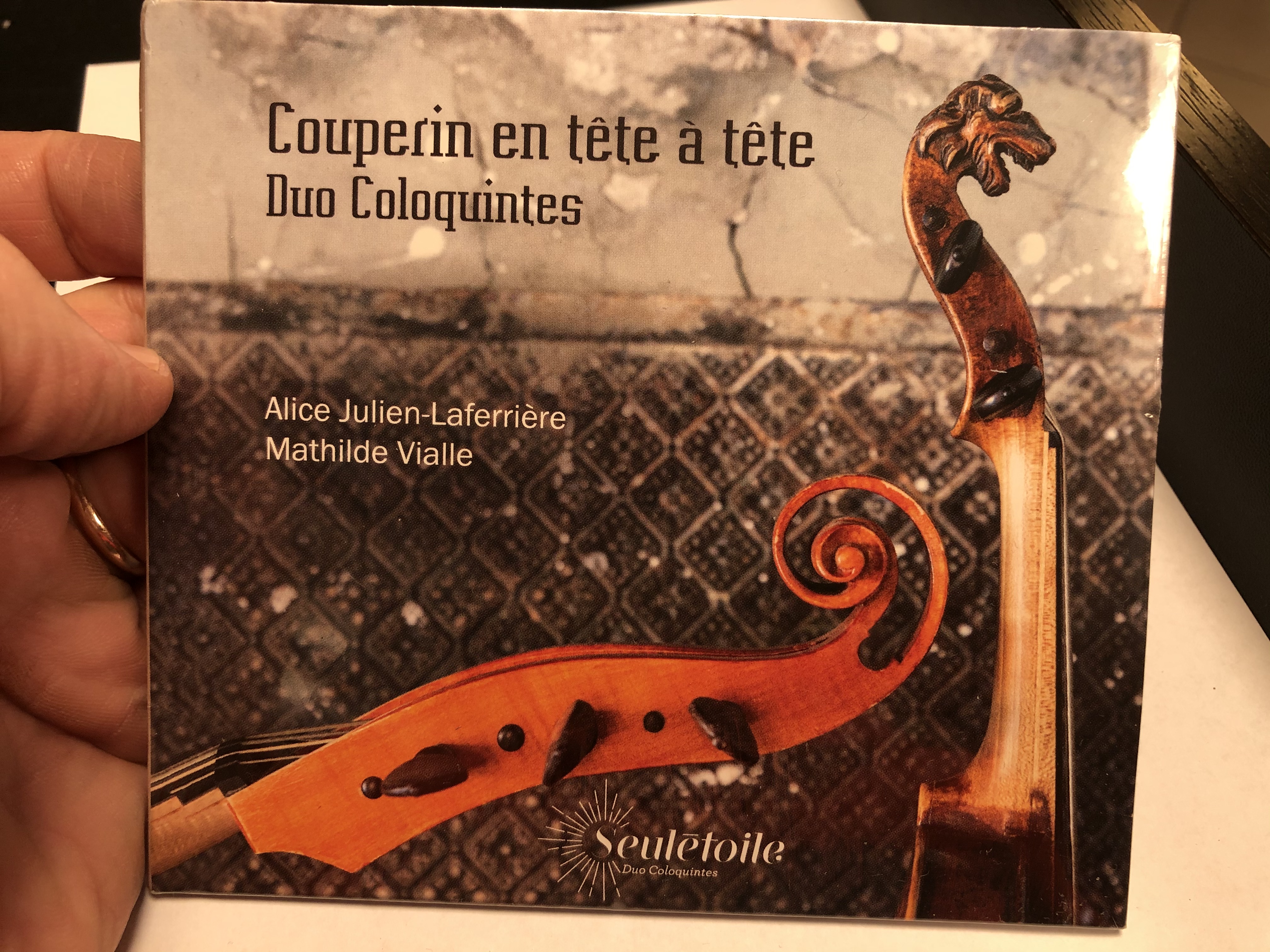 couperin-en-tete-a-tete-duo-coloquintes-alice-julien-laferriere-mathilde-vialle-seuletoile-audio-cd-2020-sec-01-1-.jpg