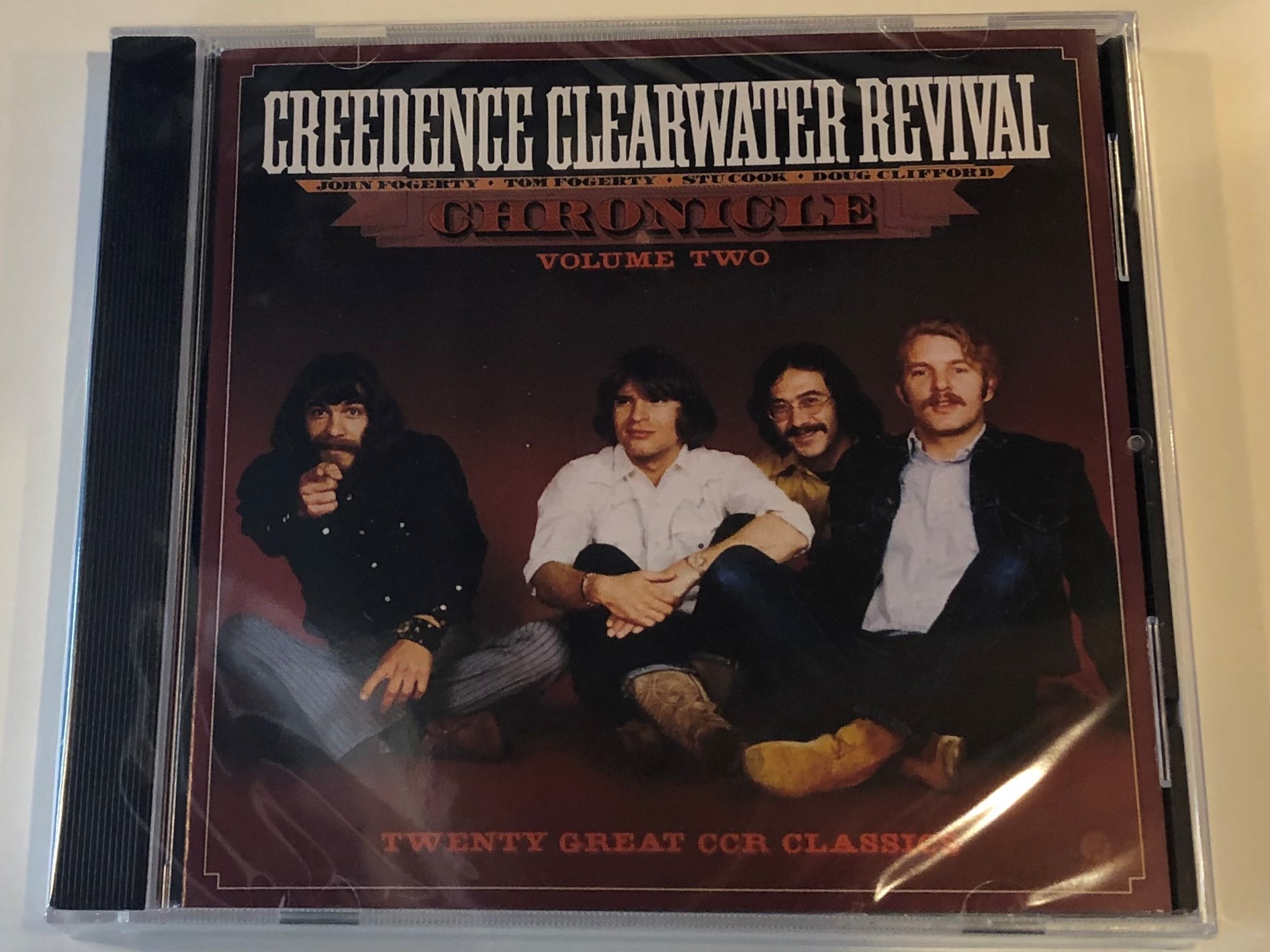 creedence-clearwater-revival-chronicle-volume-two-john-fogerty-tom-fogerty-stu-cook-doug-clifford-twenty-great-ccr-classics-fantasy-audio-1991-0025218000321-1-.jpg