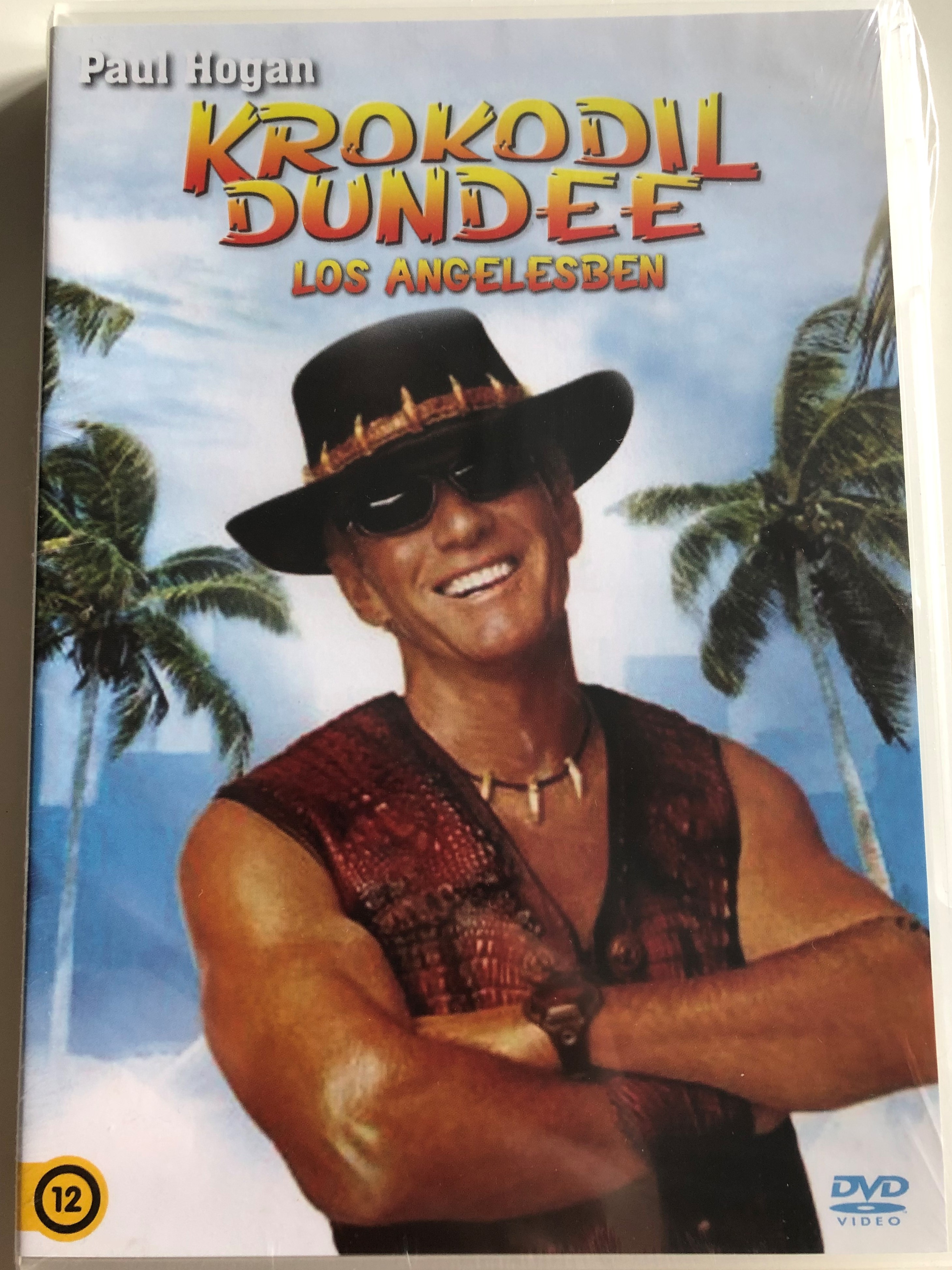 Crocodile Dundee in Los Angeles DVD 2001 Krokodil Dundee Los Angelesben /  Directed by Simon Wincer / Starring: Paul Hogan, Linda Kozlowski, Jere  Burns, Jonathan Banks - bibleinmylanguage