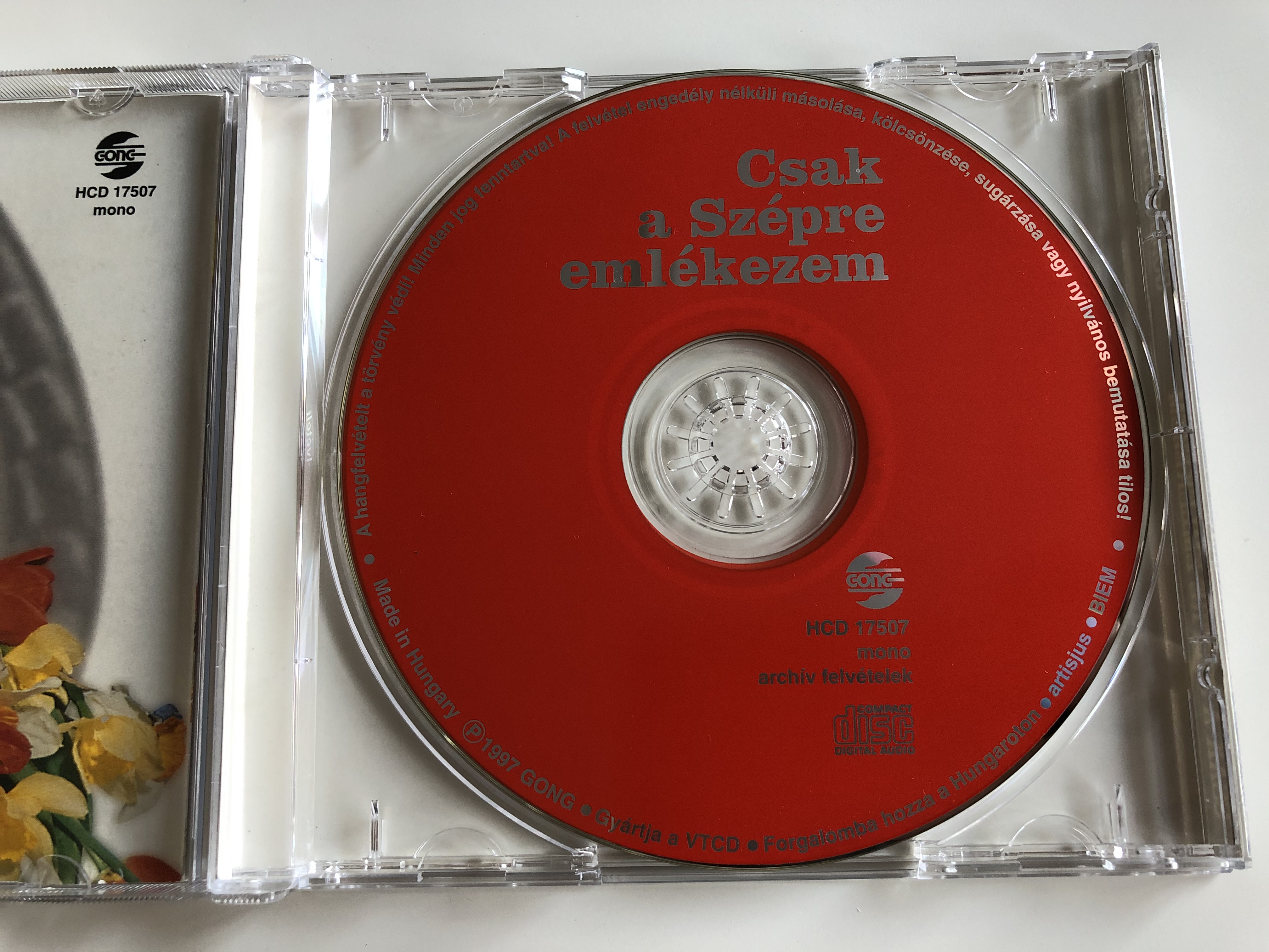 csak-a-sz-pre-eml-kezem-gong-audio-cd-1997-hcd-17507-4-.jpg