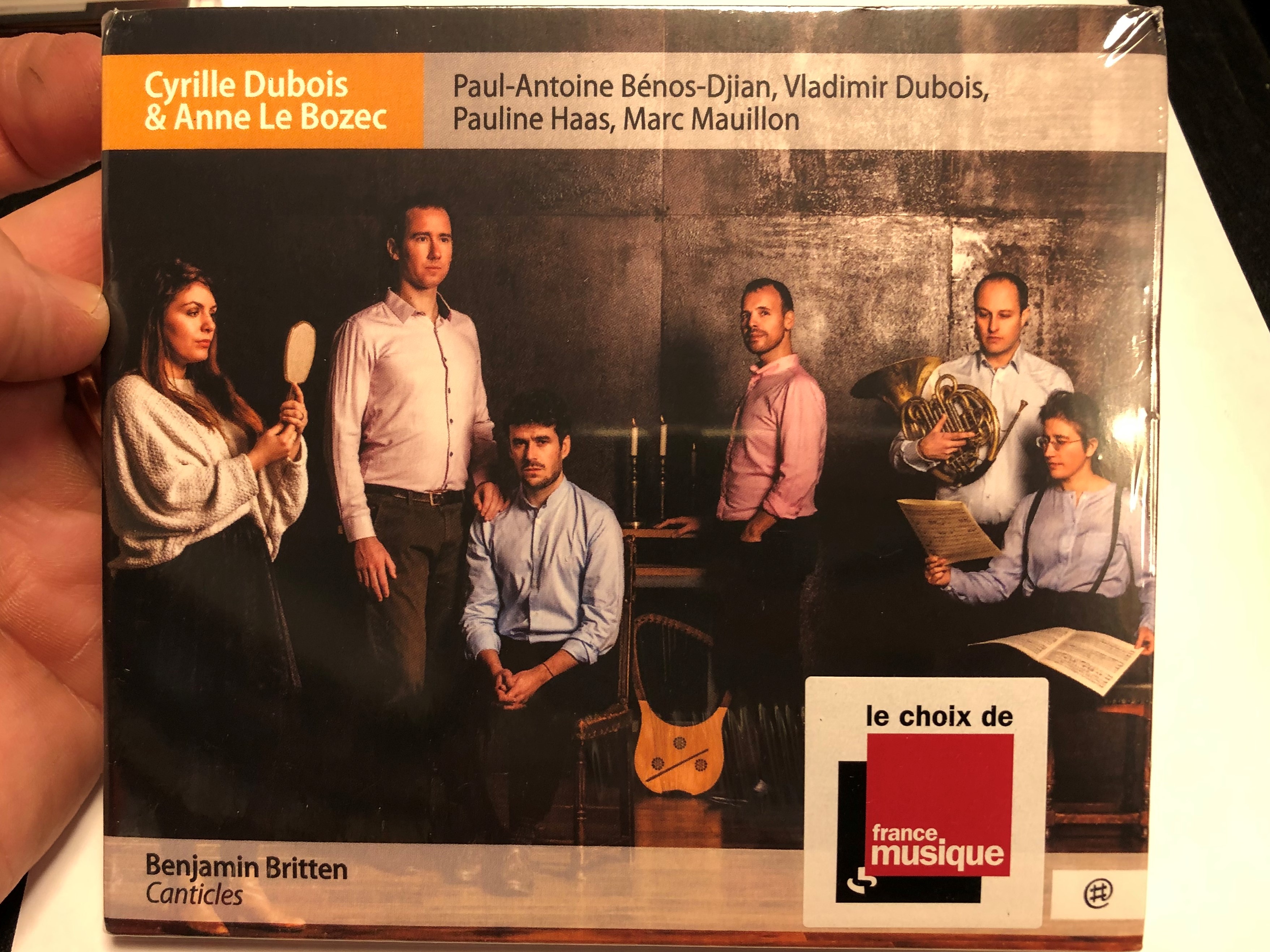 cyrille-dubois-anne-le-bozec-paul-antoine-benos-djian-vladimir-dubois-pauline-haas-marc-mauillon-benjamin-britten-canticles-le-choix-de-france-music-nomadmusic-audio-cd-2020-nmm077-1-.jpg
