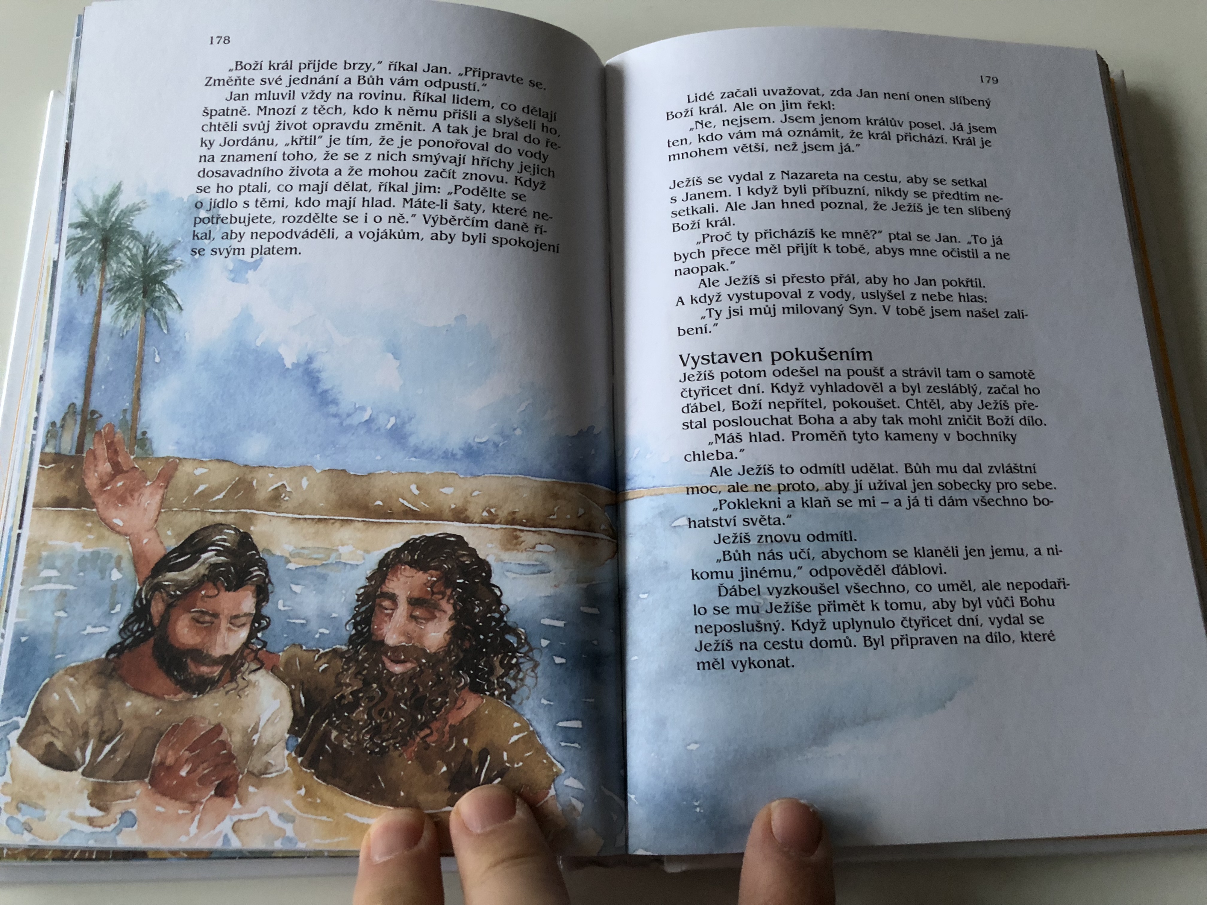 czech-edition-of-the-lion-s-children-s-bible-mala-detska-bible-pribehy-ze-stareho-a-noveho-zakona-9-.jpg