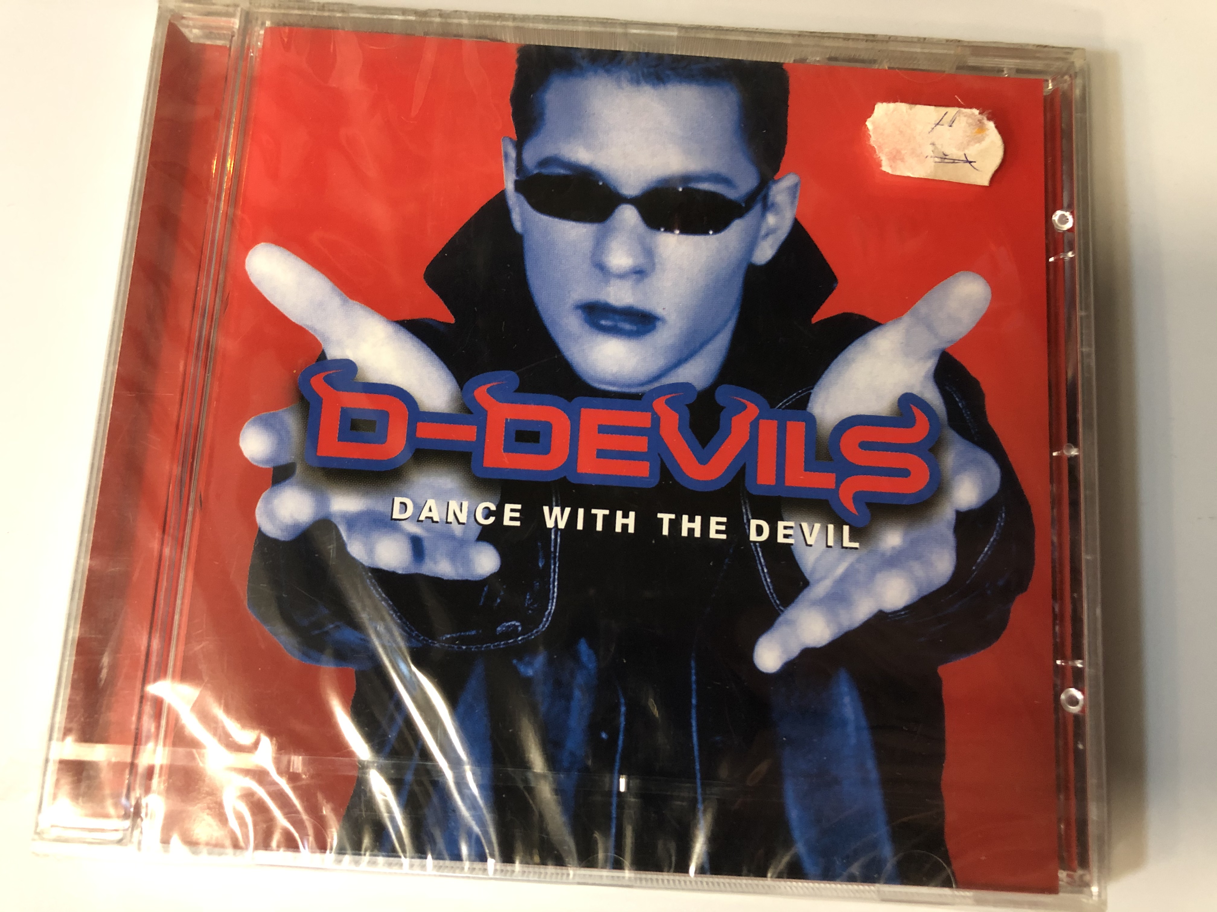 d-devils-dance-with-the-devil-record-express-audio-cd-2001-943-1-.jpg