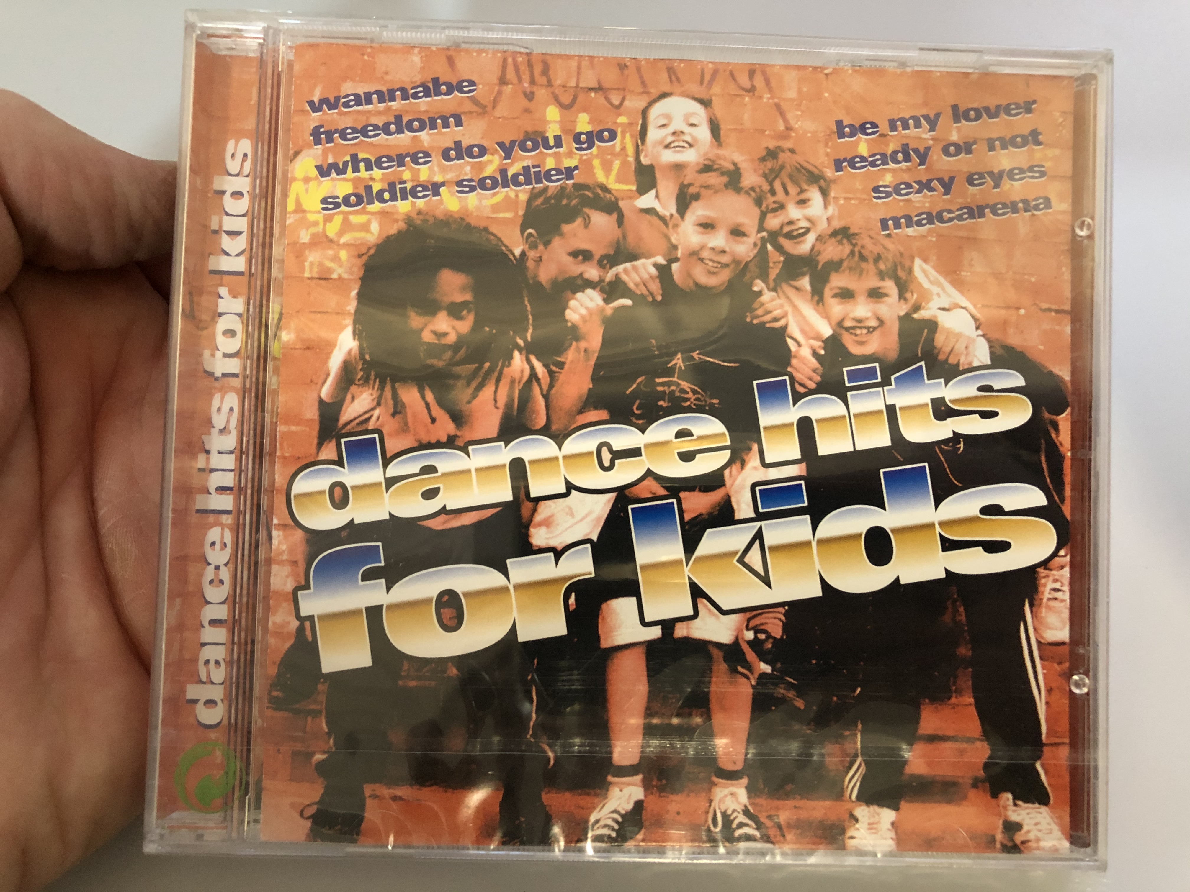 dance-hits-for-kids-wannabe-freedom-where-do-you-go-soldier-soldier-be-my-lover-ready-or-not-sexy-eyes-macarena-wise-buy-audio-cd-1997-ki-881312-1-.jpg