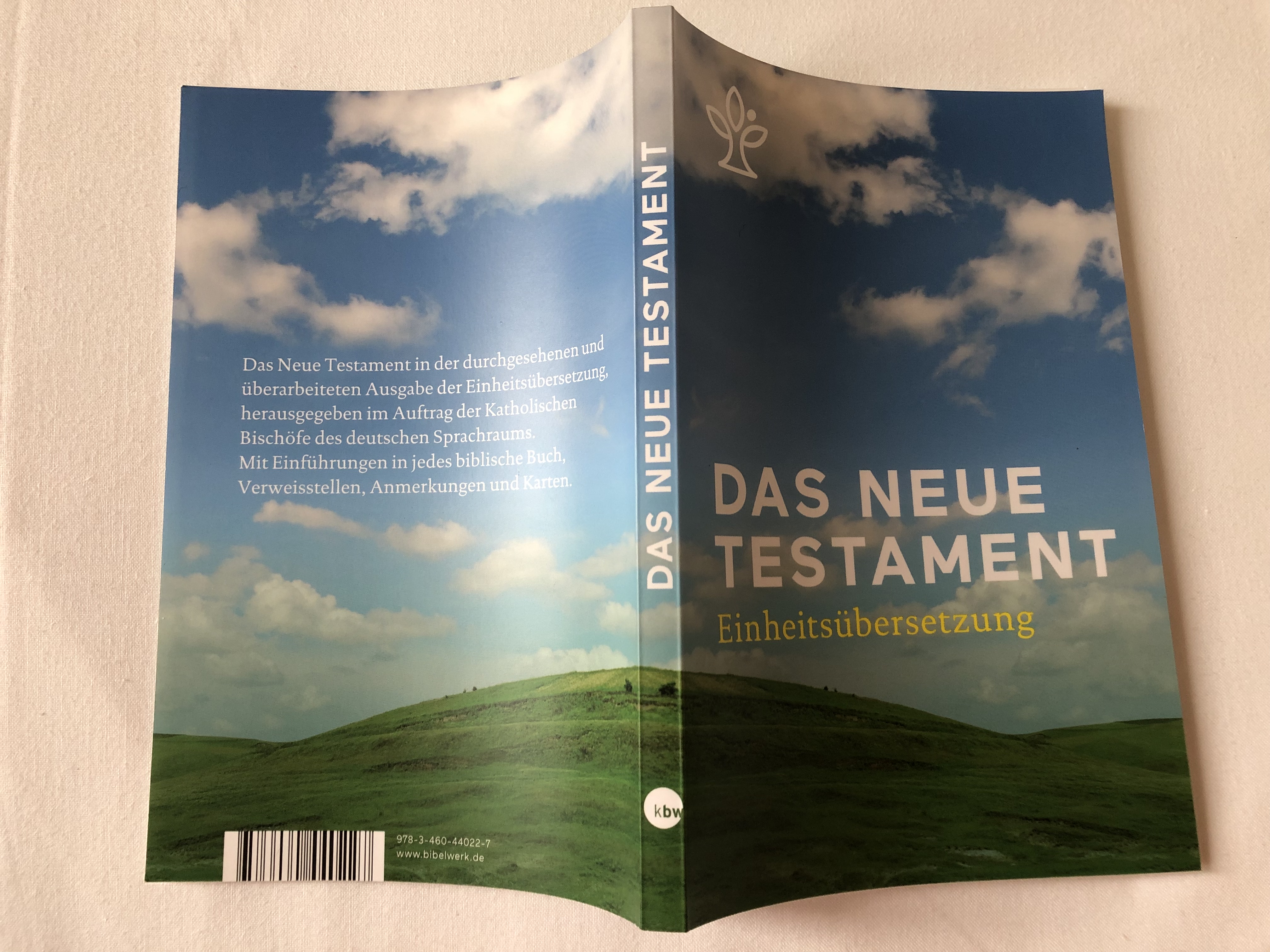 das-neue-testament-einheits-bersetzung-2.auflage-the-new-testament-in-german-unitary-translation-2nd-edition-book-introductions-references-notes-and-maps-paperback-2018-kbw-2-.jpg