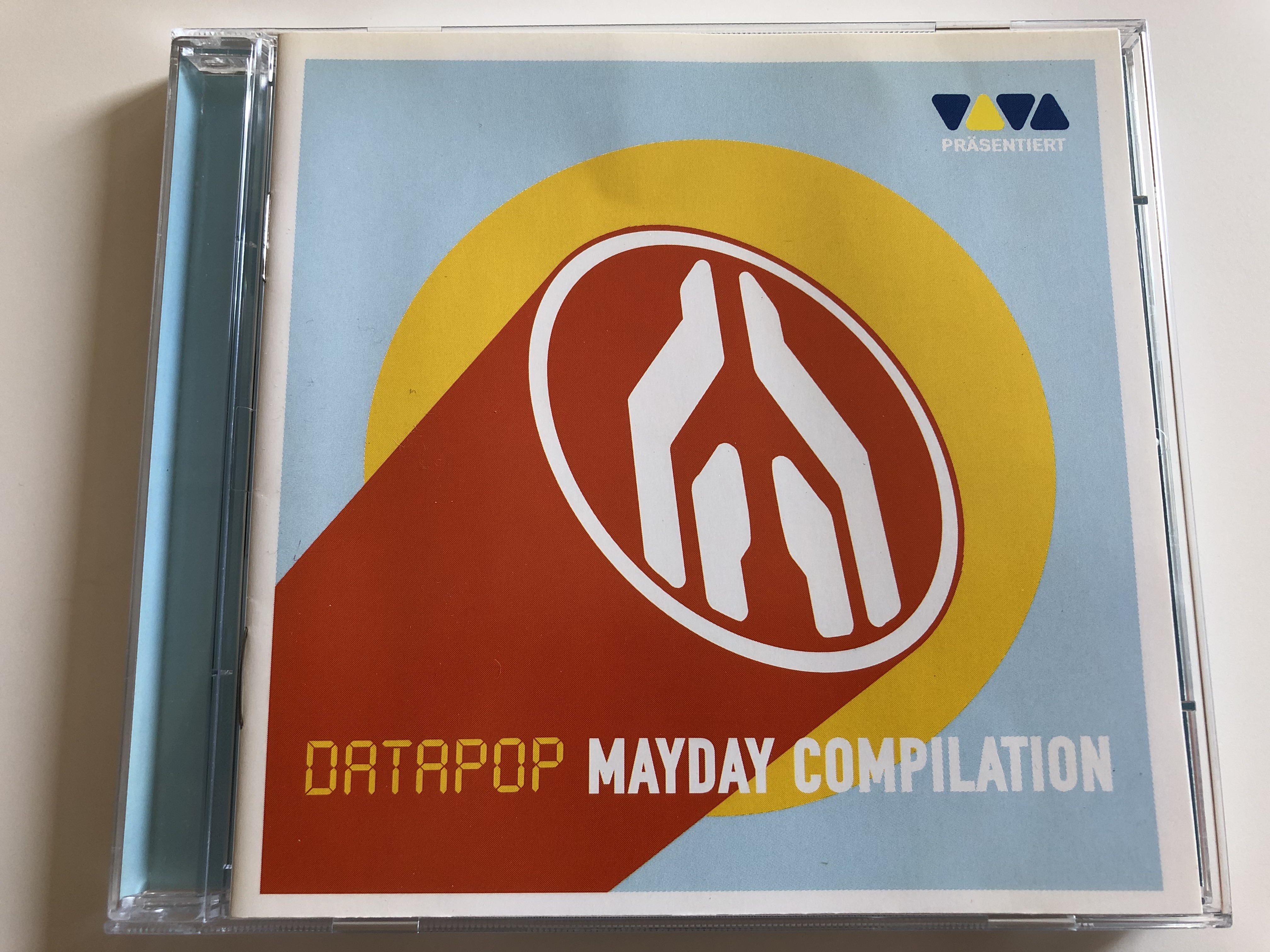 datapop-mayday-compilation-low-spirit-recordings-audio-cd-2000-743217592325-1-.jpg