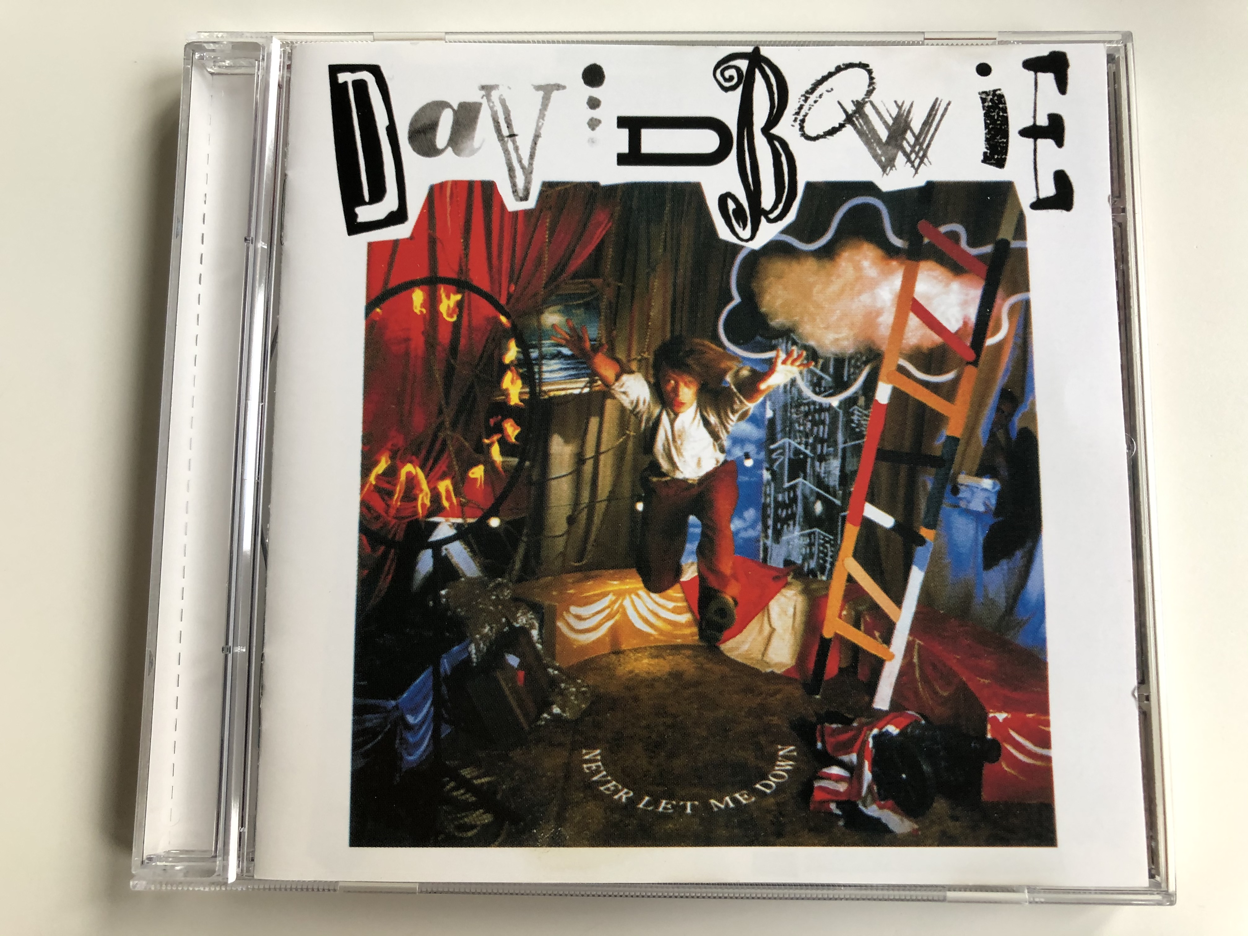 david-bowie-never-let-me-down-disky-audio-cd-2002-vi-795622-1-.jpg