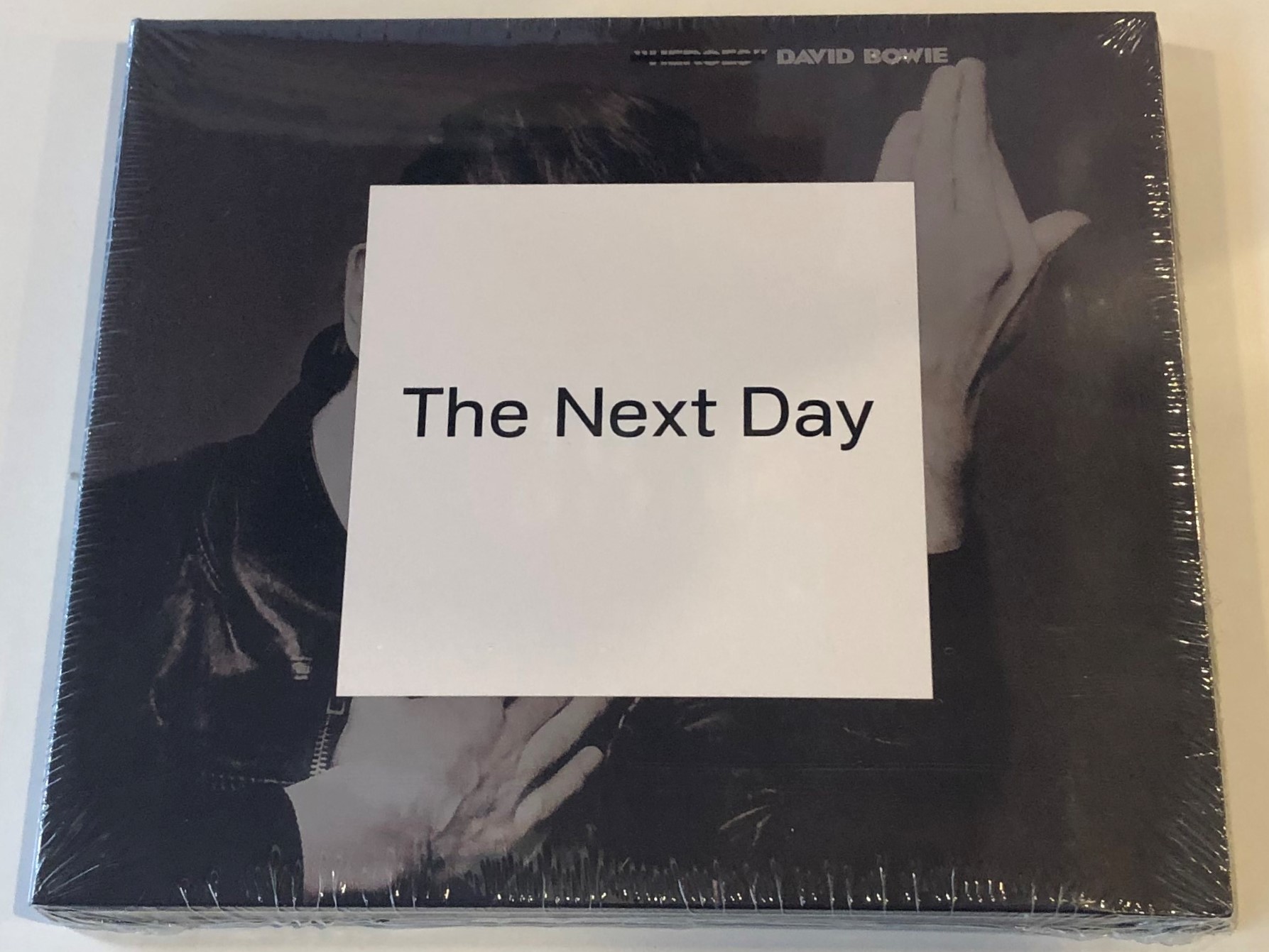 david-bowie-the-next-day-iso-records-audio-cd-2013-88765-46192-2-1-.jpg