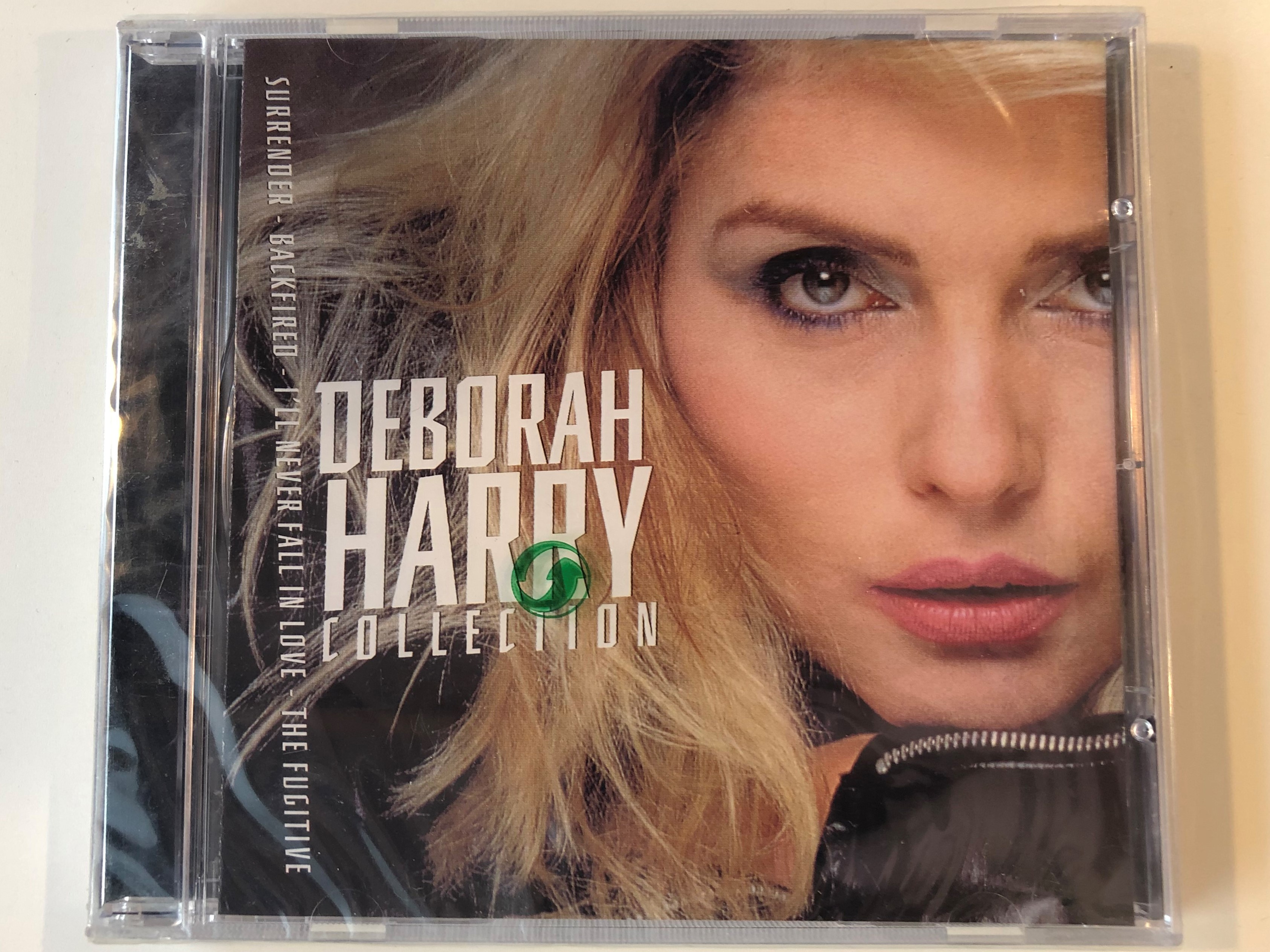 deborah-harry-collection-surrender-backfired-i-ll-never-fall-in-love-the-fugitive-disky-audio-cd-1998-dc-888402-1-.jpg