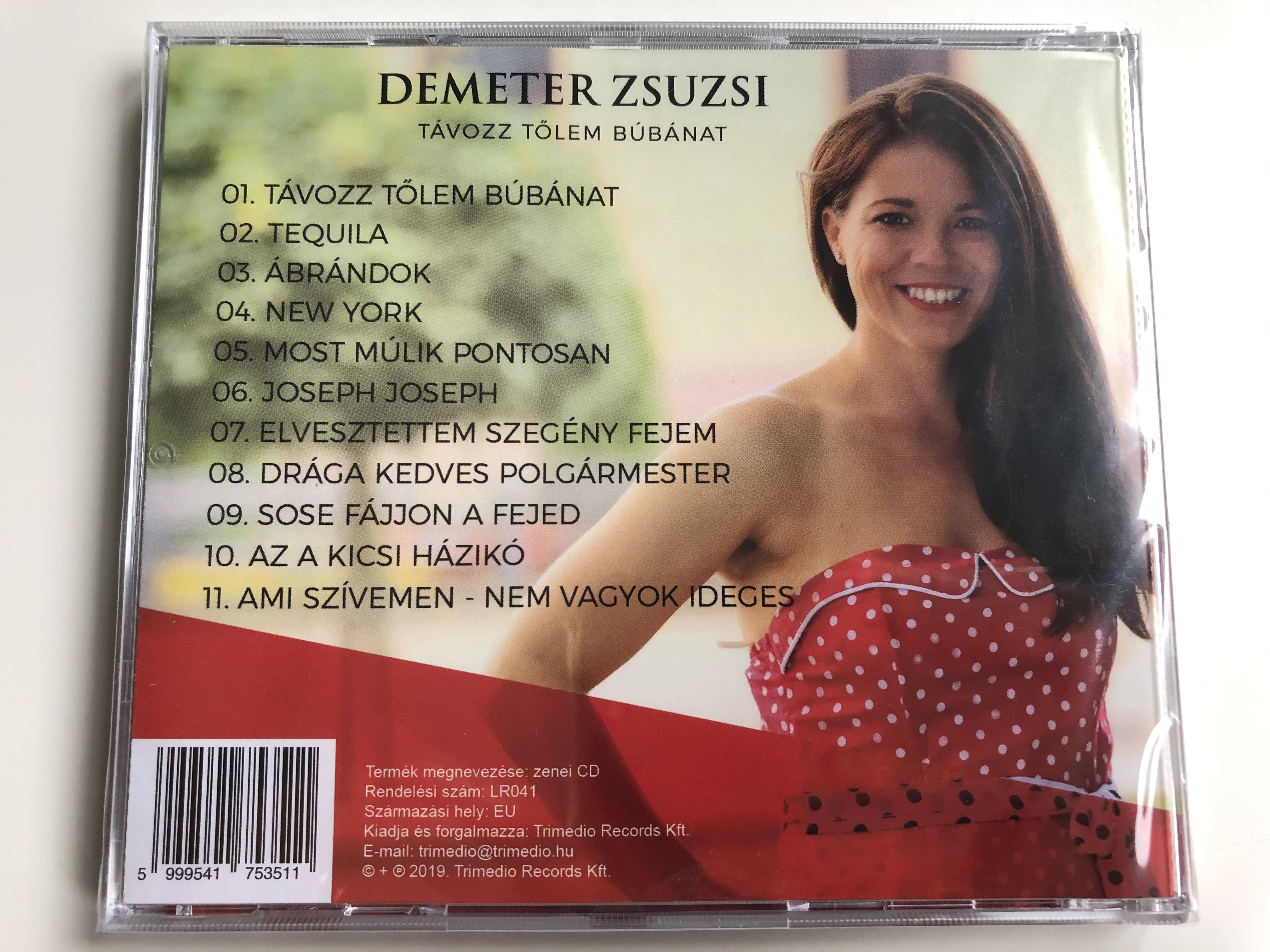 demeter-zsuzsi-tavozz-tolem-bubanat-trimedio-records-audio-cd-2019-lr041-3-.jpg