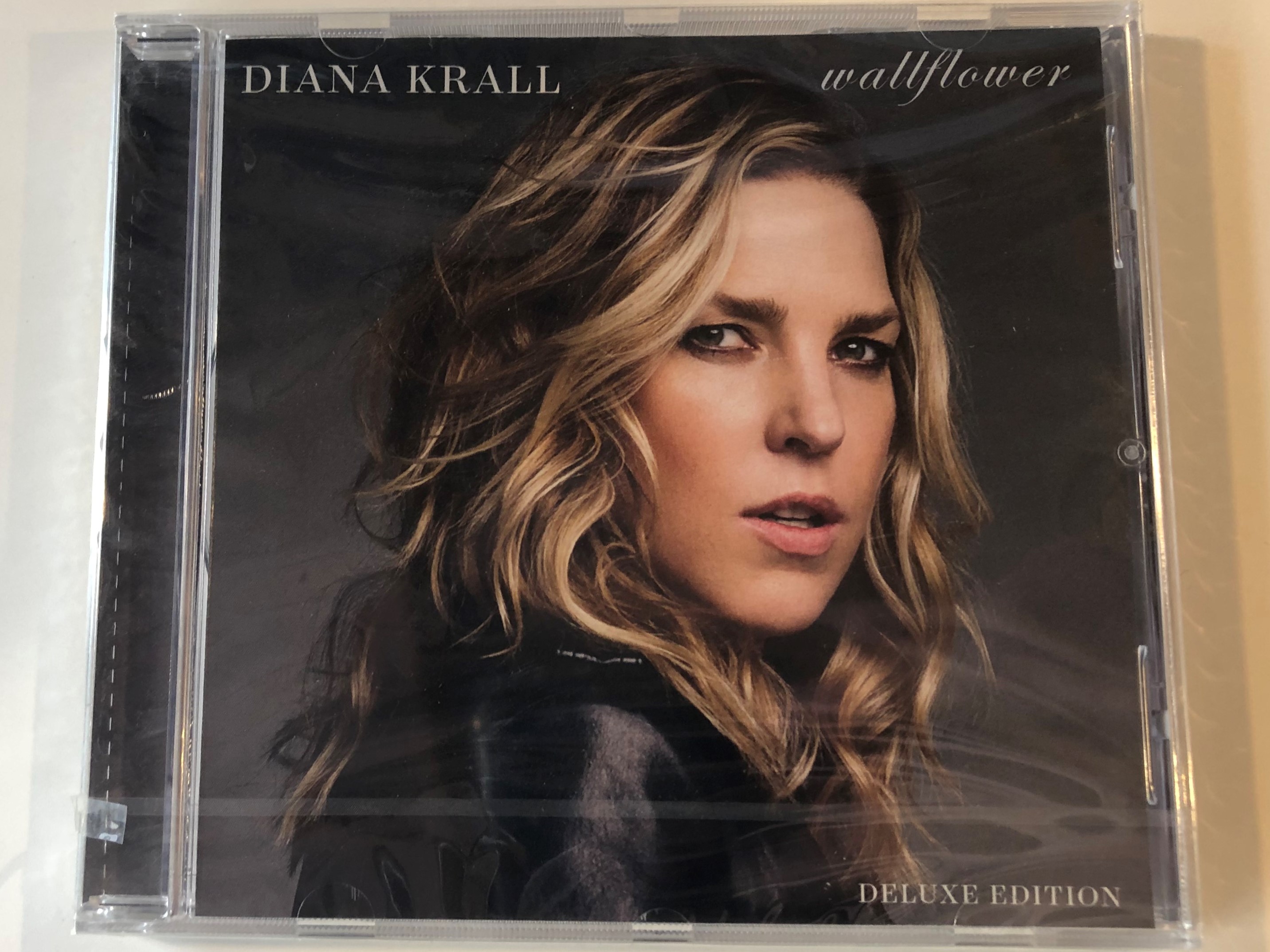 diana-krall-wallflower-deluxe-edition-verve-records-audio-cd-2015-602547018618-1-.jpg