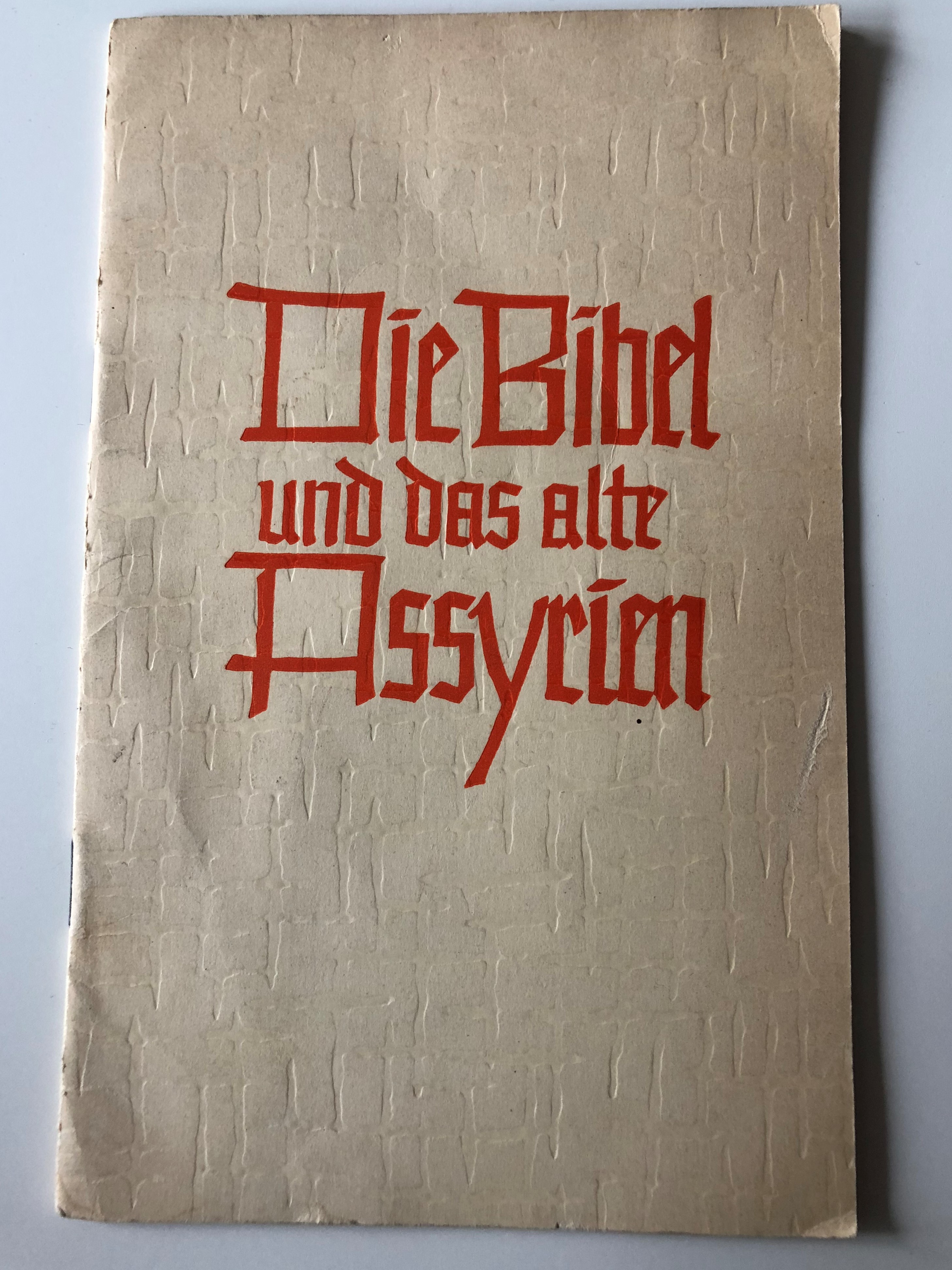 die-bibel-und-das-alten-assyrien-the-bible-and-the-old-assyrians-in-german-language-matthias-schulz-evangelische-verlagsanstalt-berlin-paperback-1964-1-.jpg