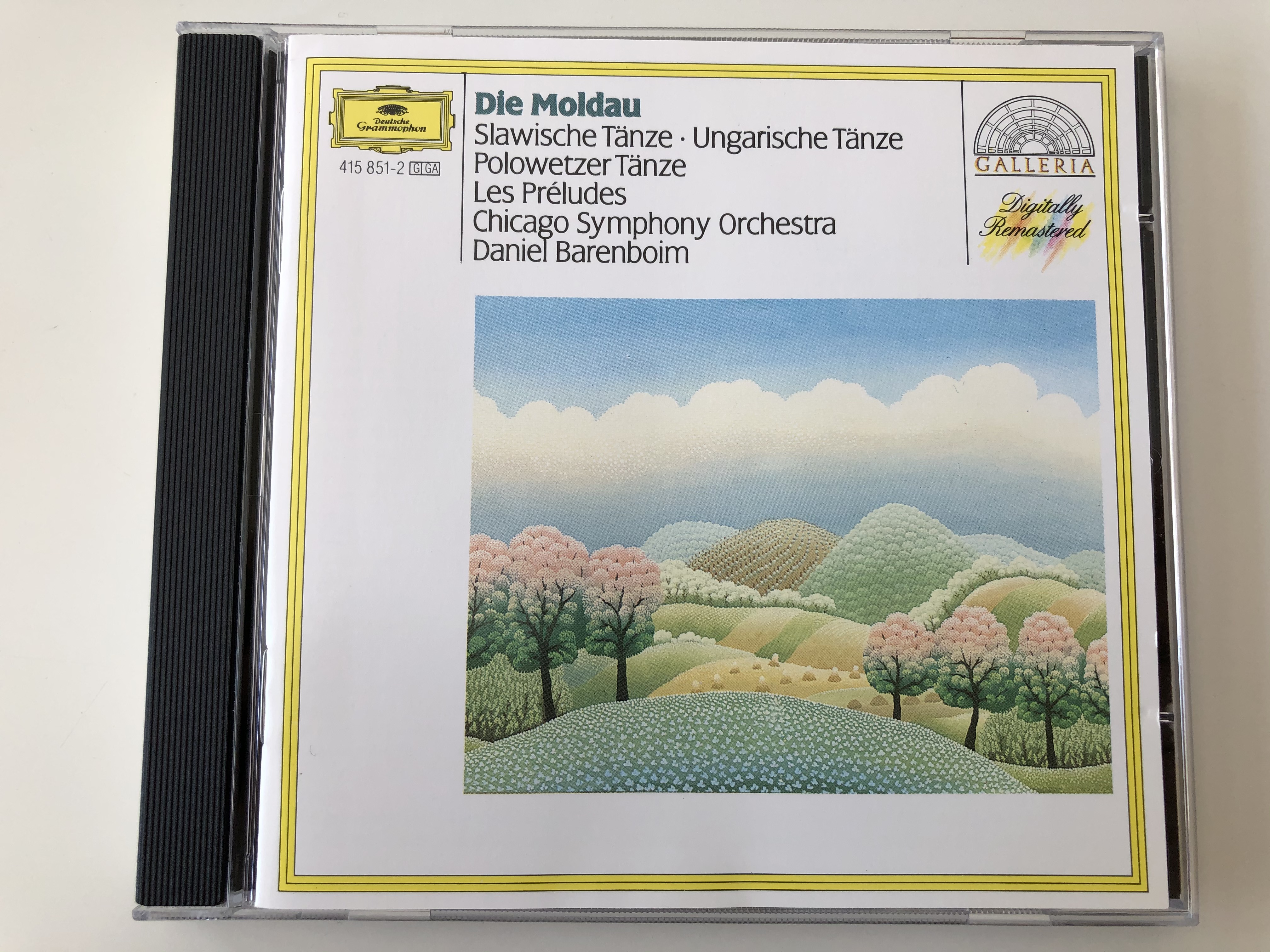 die-moldau-slawische-tanze-ungarische-tanze-polowetzer-tanze-les-preludes-chicago-symphony-orchestra-daniel-barenboim-deutsche-grammophon-audio-cd-stereo-415-851-2-1-.jpg