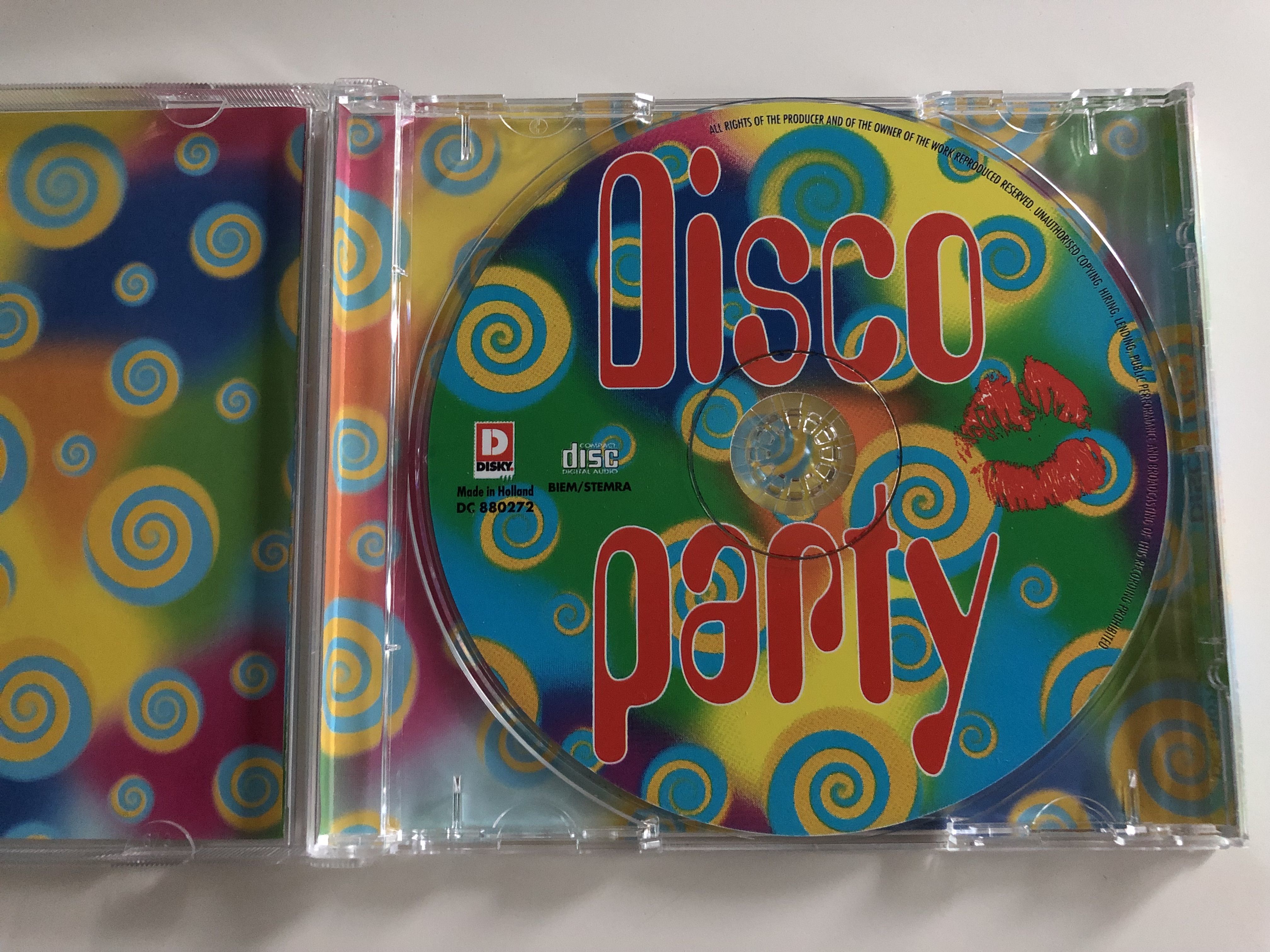 disco-party-anita-ward-tavares-kc-the-sunshine-band-karen-young-audio-cd-1997-disky-dc-880272-3-.jpg