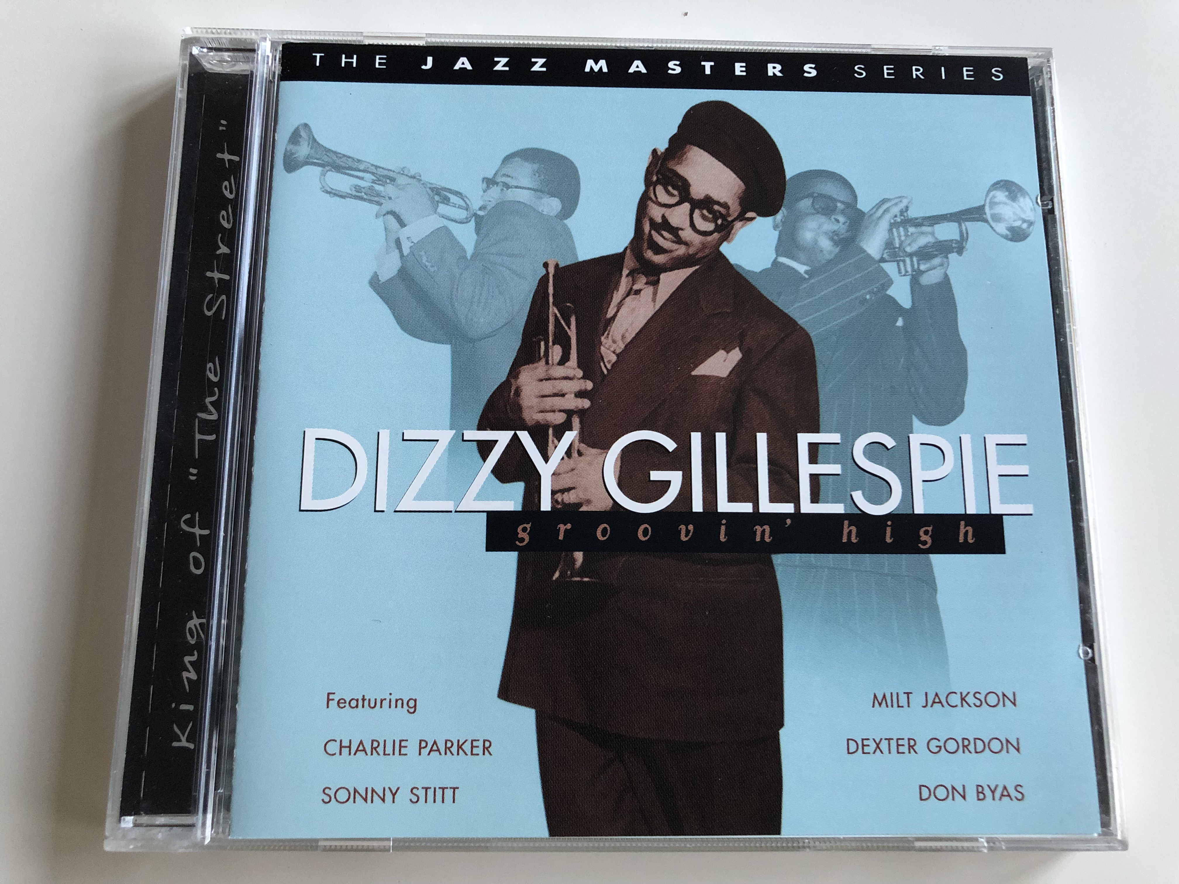 dizzy-gillespie-groovin-high-the-jazz-masters-series-featuring-charlie-parker-sonny-stitt-milt-jackson-dexter-gordon-don-byas-king-of-the-street-audio-cd-1999-platcd-514-1-.jpg