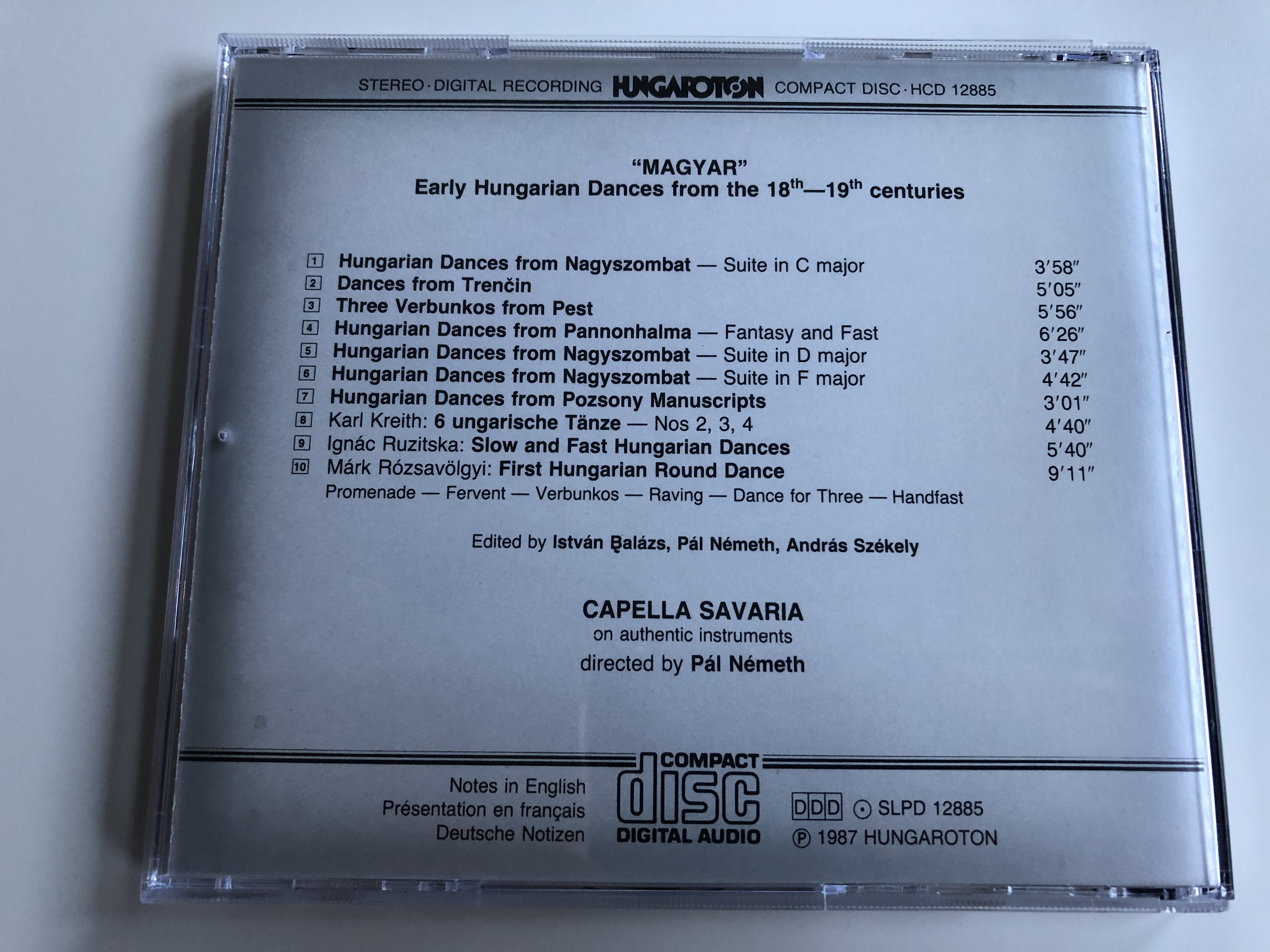 early-hungarian-dances-from-the-18th-19th-centuries-capella-savaria-p-l-n-meth-magyar-nota-hungaroton-audio-cd-1987-stereo-hcd-12885-7-.jpg