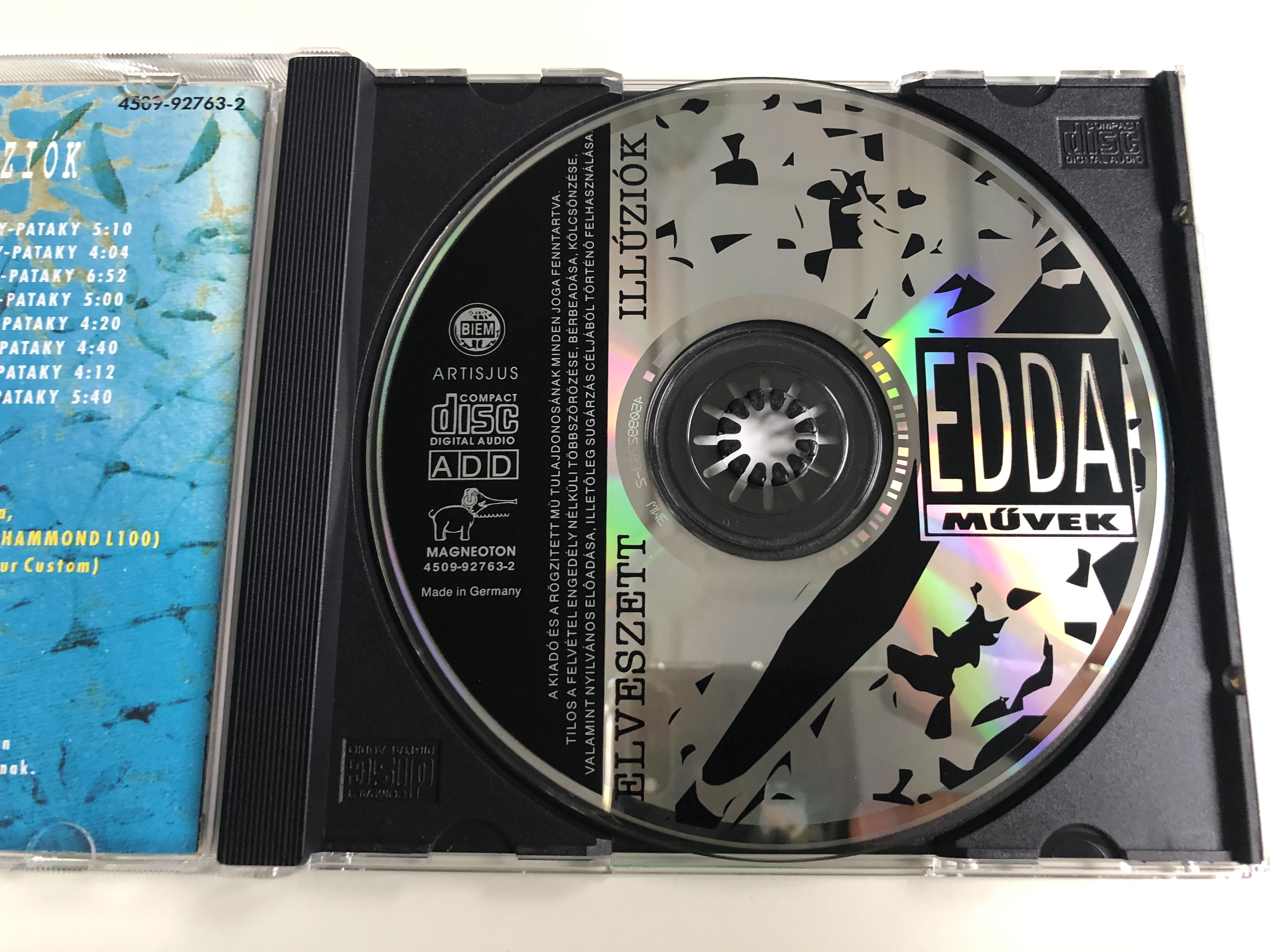 edda-m-vek-15.-elveszett-ill-zi-k-magneoton-audio-cd-1993-4509-92763-2-5-.jpg