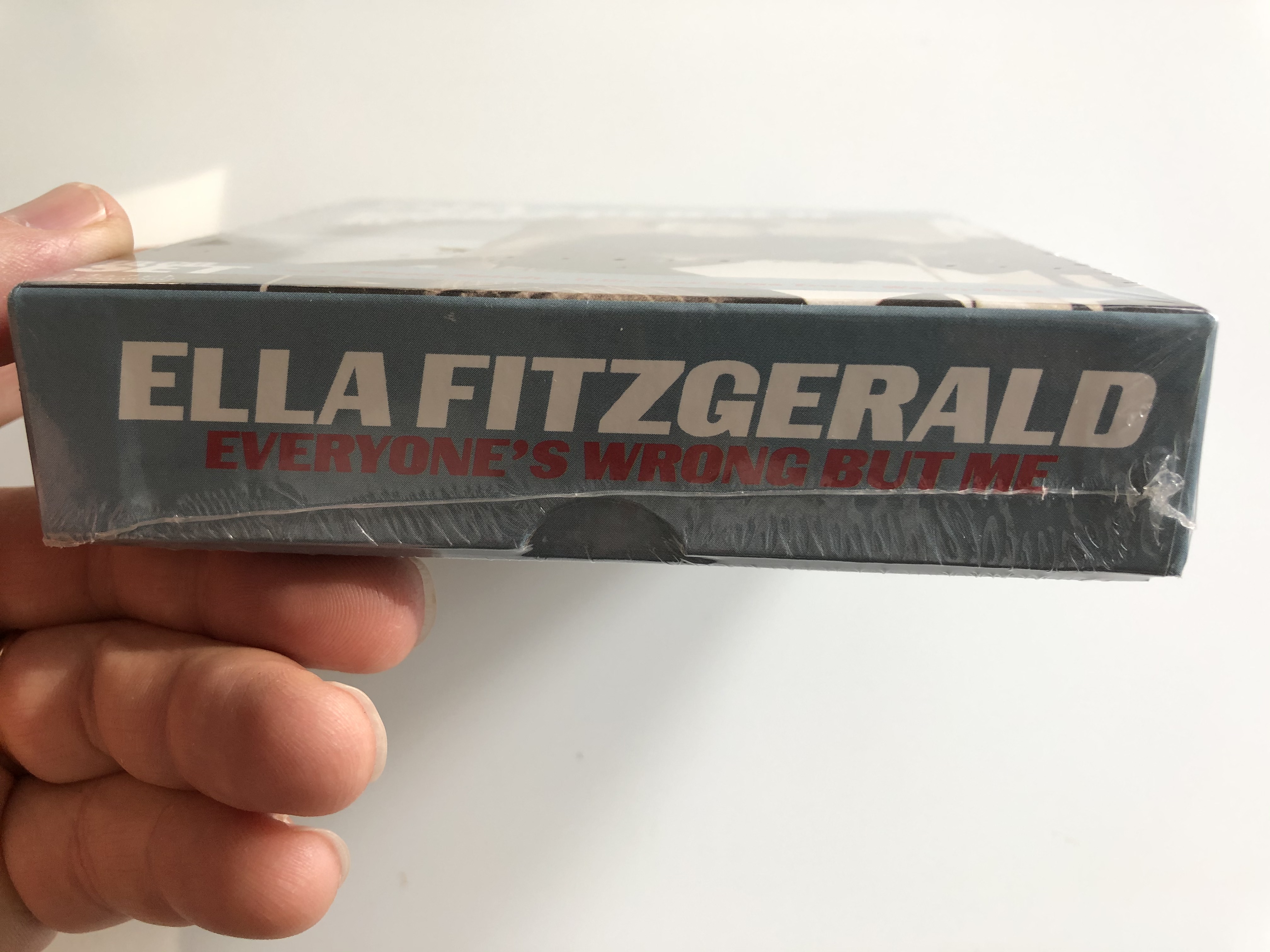 ella-fitzgerald-everyone-s-wrong-but-me-just-a-simple-melody-if-dreams-come-true-wacky-dust-documents-10x-audio-cd-box-set-2005-222919-2-.jpg