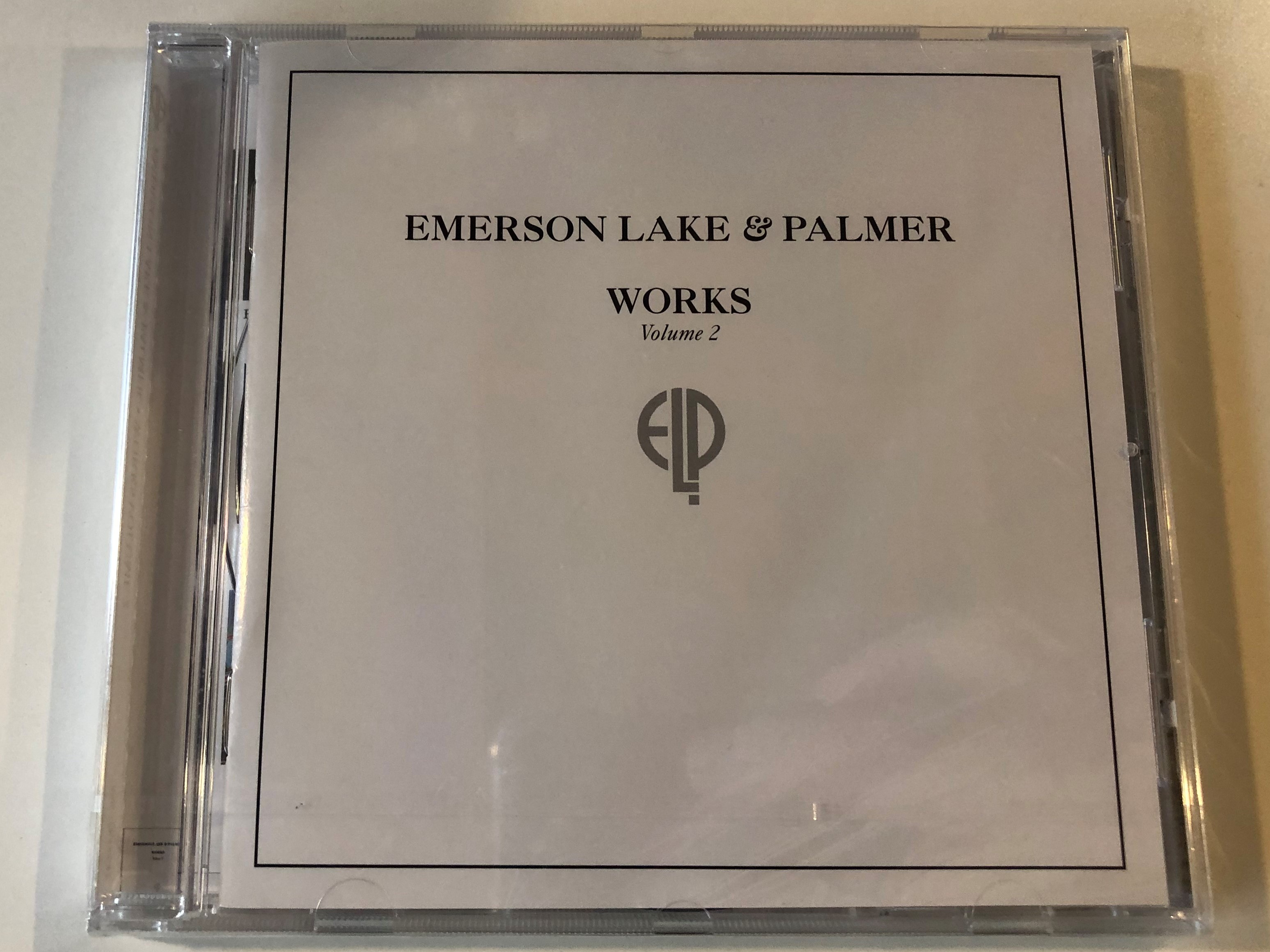 emerson-lake-palmer-works-volume-2-sony-music-audio-cd-2001-88697848642-1-.jpg