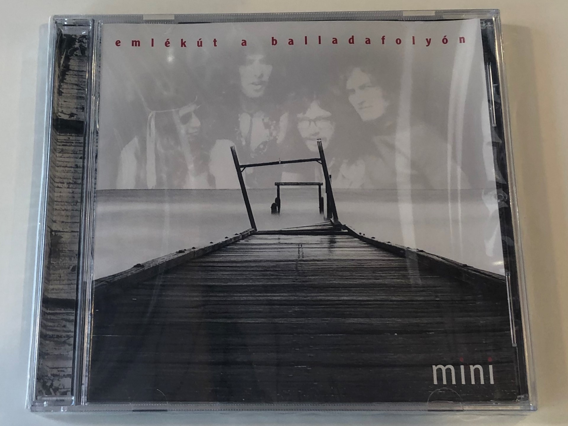 eml-k-t-a-balladafoly-n-mini-grundrecords-audio-cd-2015-gr041-1-.jpg