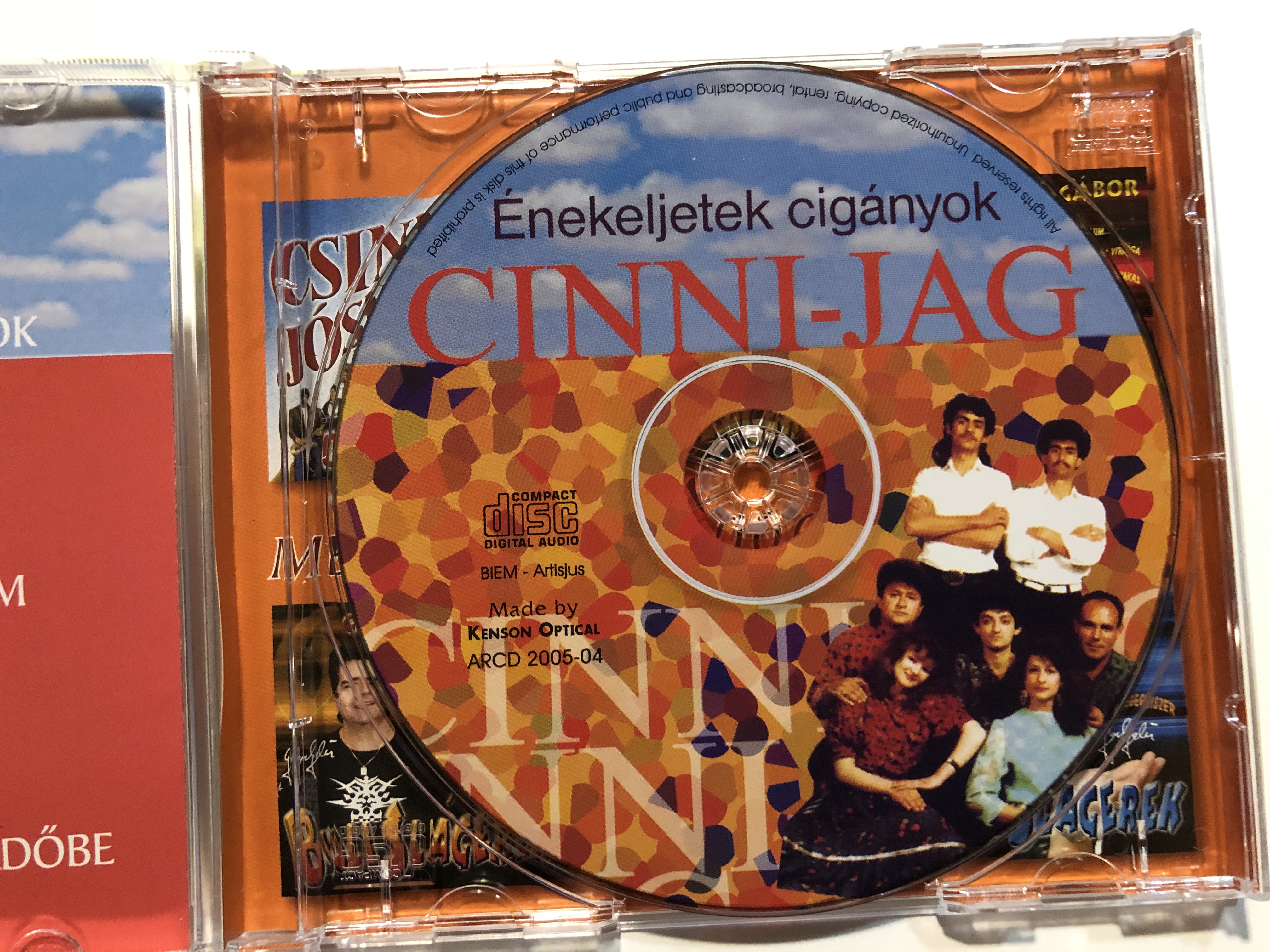 enekeljetek-ciganyok-cinni-jag-arena-holding-audio-cd-arcd-2005-04-3-.jpg