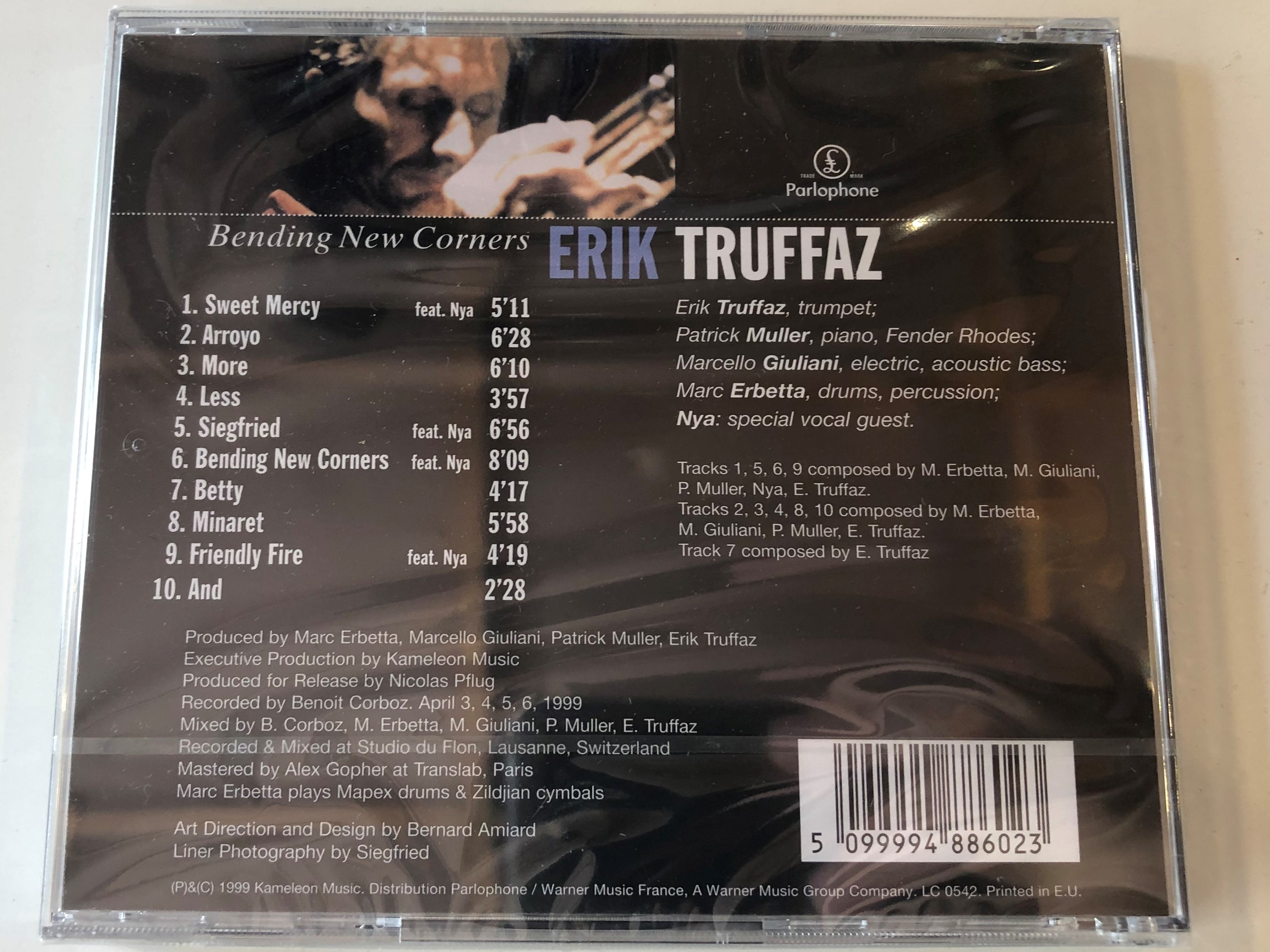 erik-truffaz-patrick-muller-marcello-giuliani-marc-erbetta-featuring-nya-bending-new-corners-parlophone-audio-cd-1999-5099994886023-2-.jpg