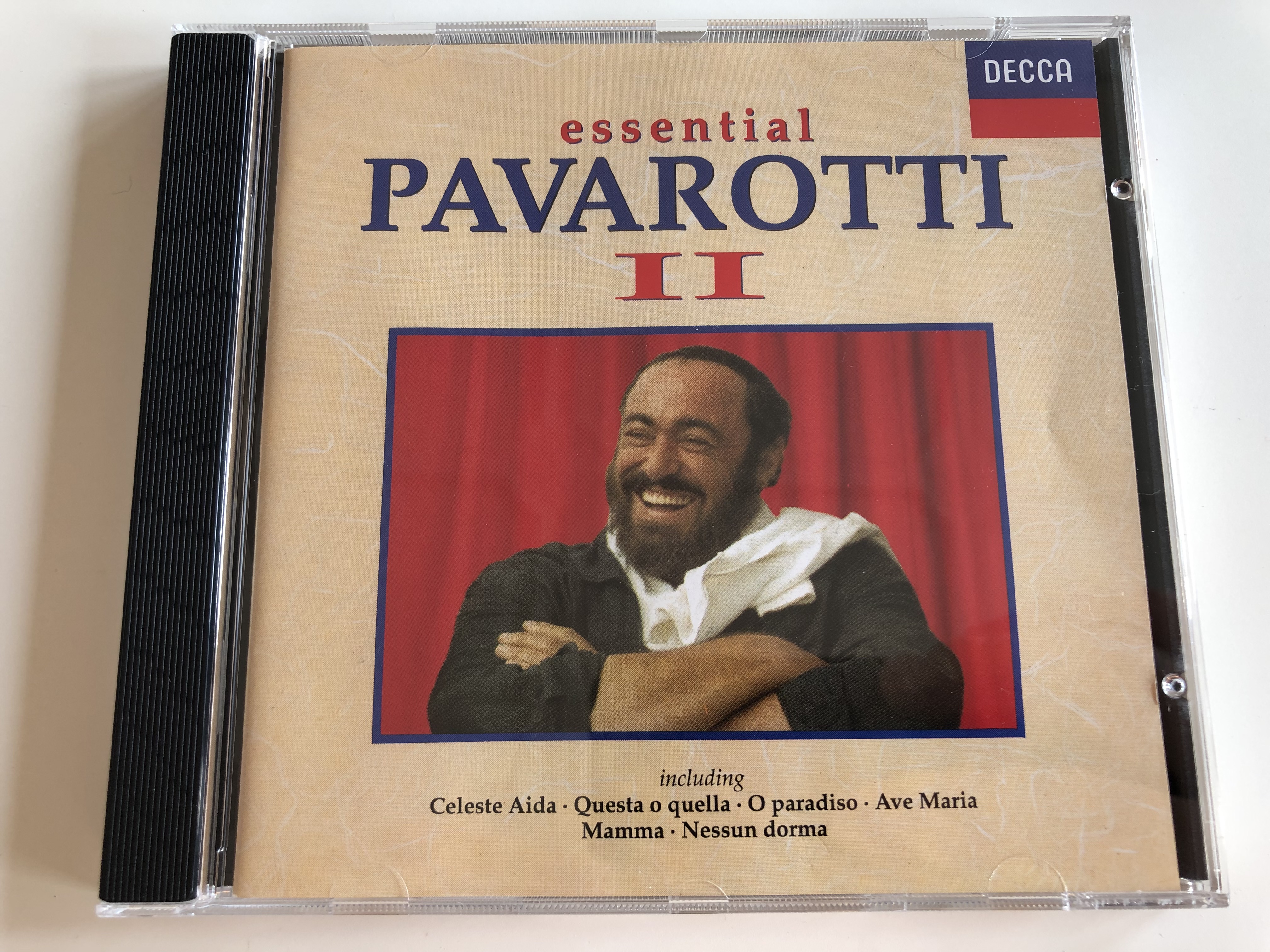 essential-pavarotti-iiimg-2613.jpg