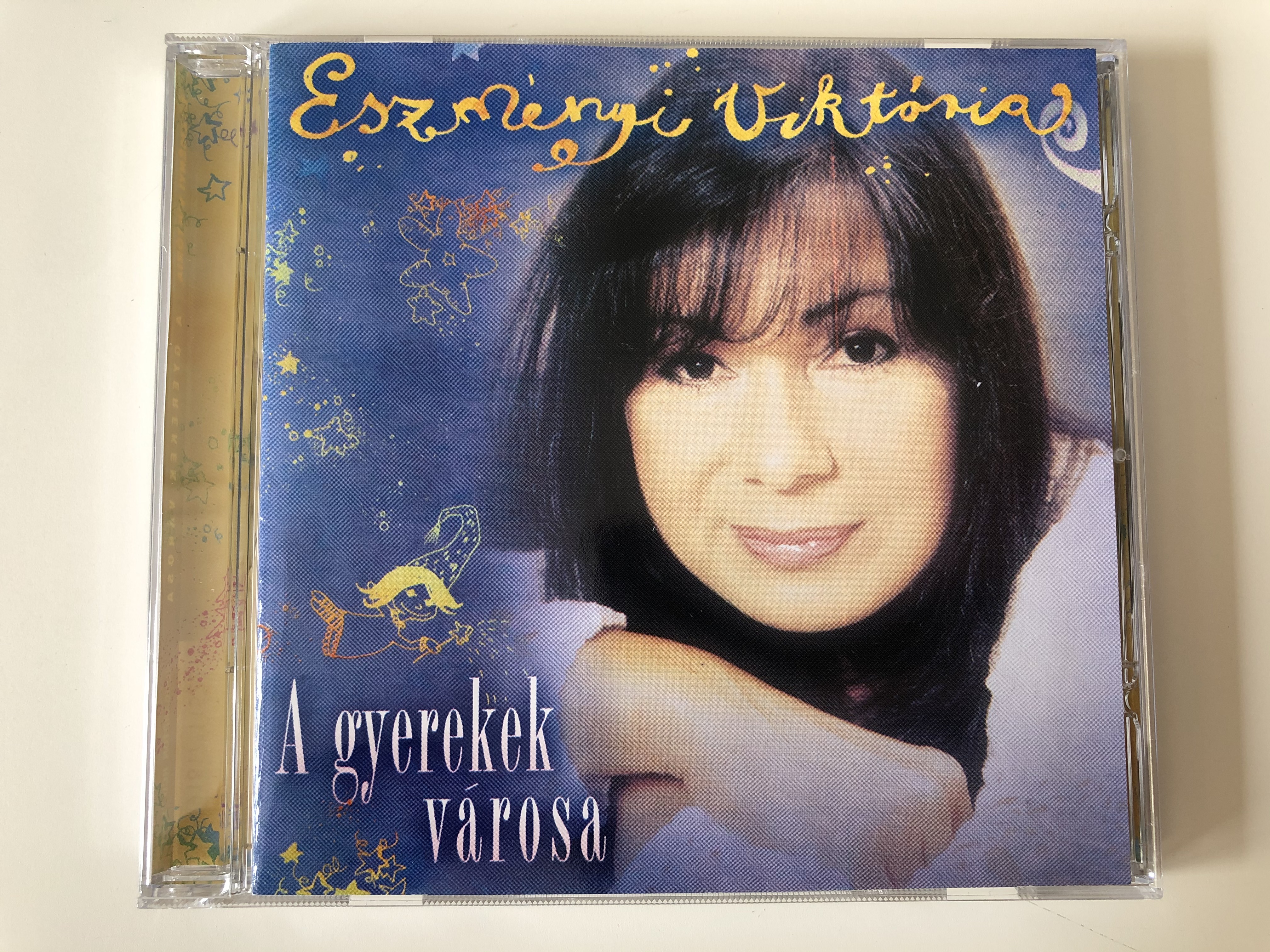 eszm-nyi-vikt-ria-a-gyerekek-v-rosa-hungaroton-audio-cd-2002-hcd-71152-1-.jpg