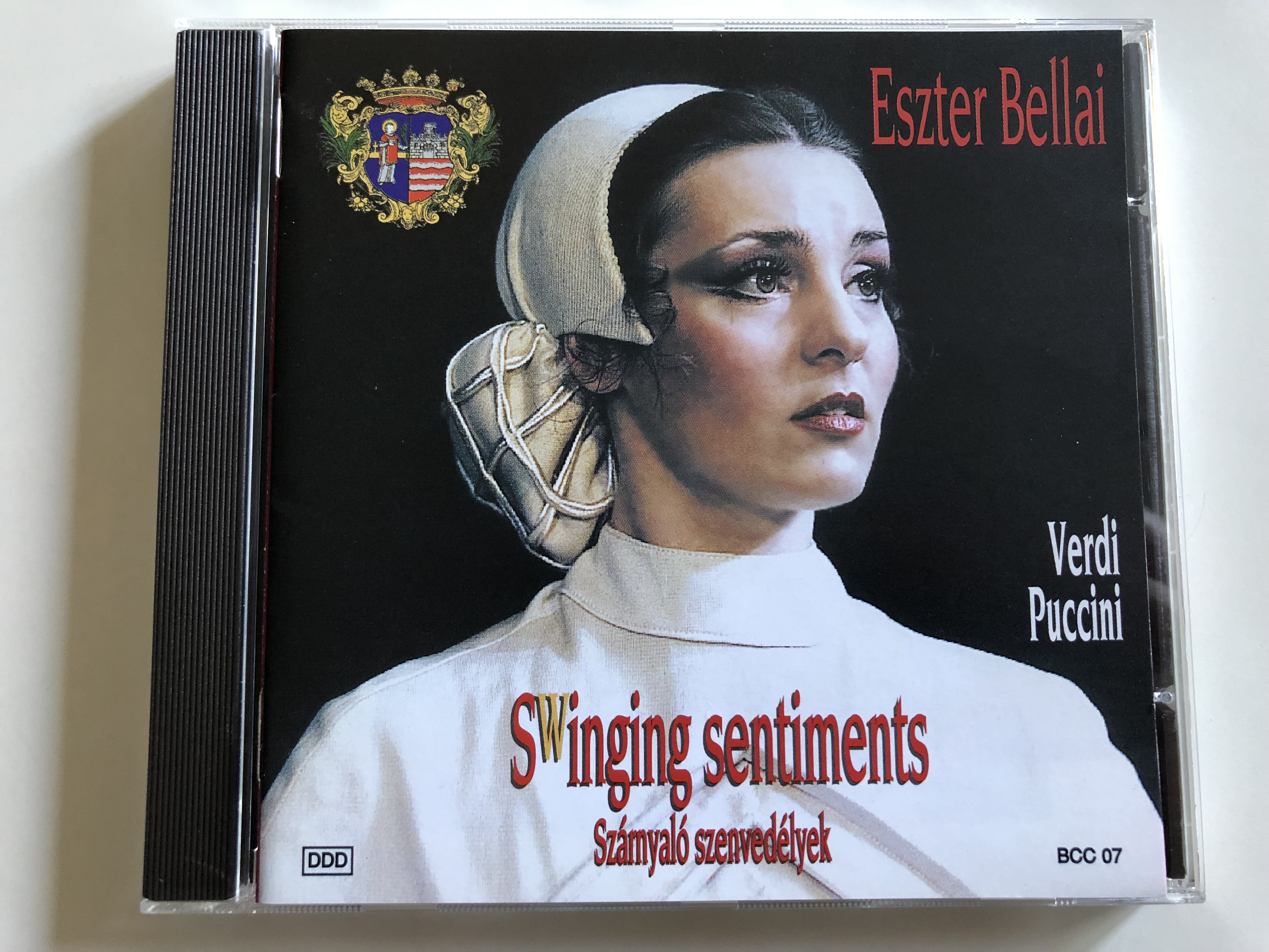 eszter-bellai-swinging-sentiments-sz-rnyal-szenved-lyek-verdi-puccini-magyar-k-nyvklub-audio-cd-stereo-bcc-07-1-.jpg